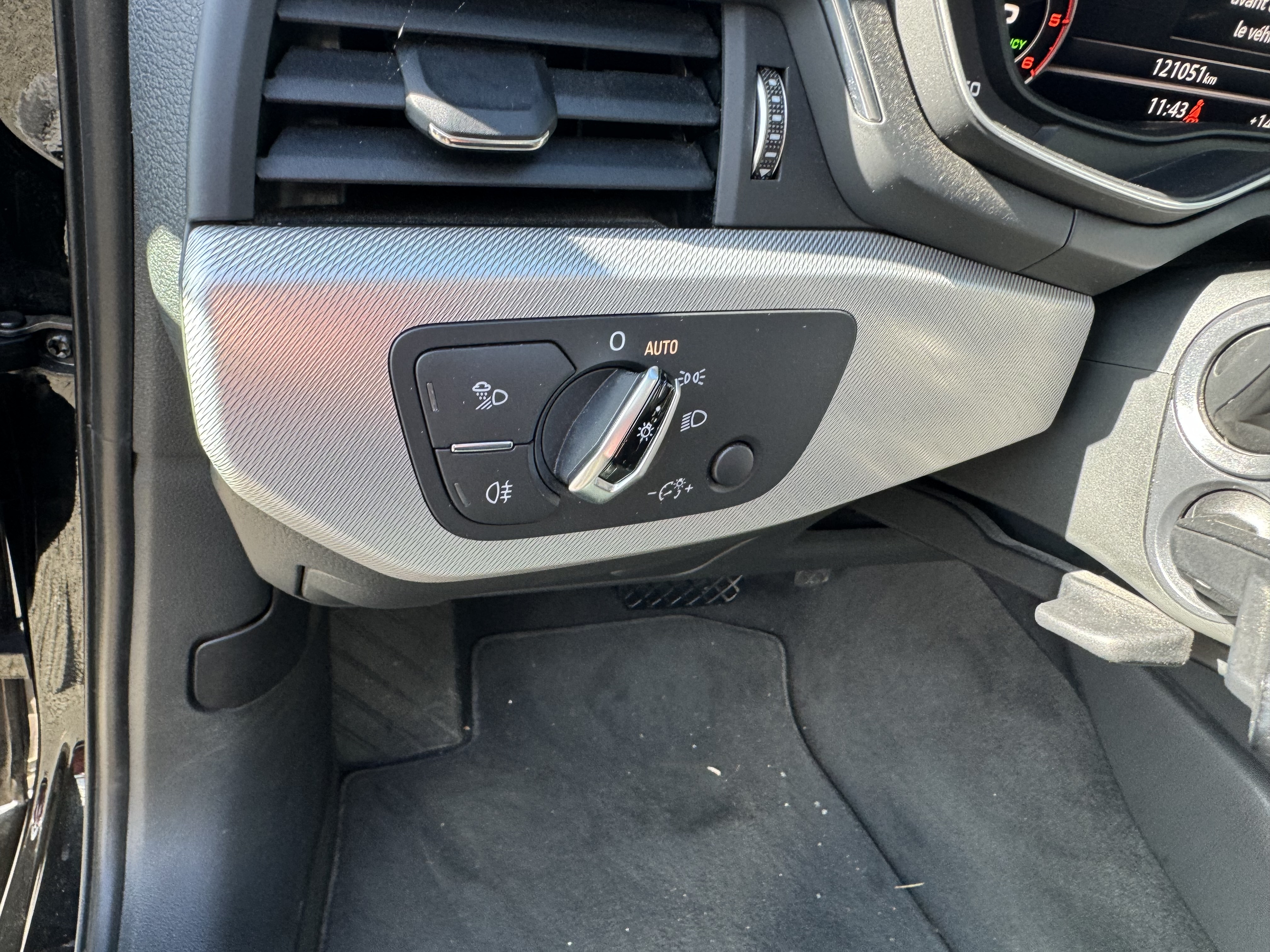 AUDI A4 Avant 2.0 TDI 150 S tronic 7 Design Luxe - Véhicule Occasion - Océane Auto AUDI A4 Avant 2.0 TDI 150 S tronic 7 Design Luxe - Véhicule Occasion Océane Auto