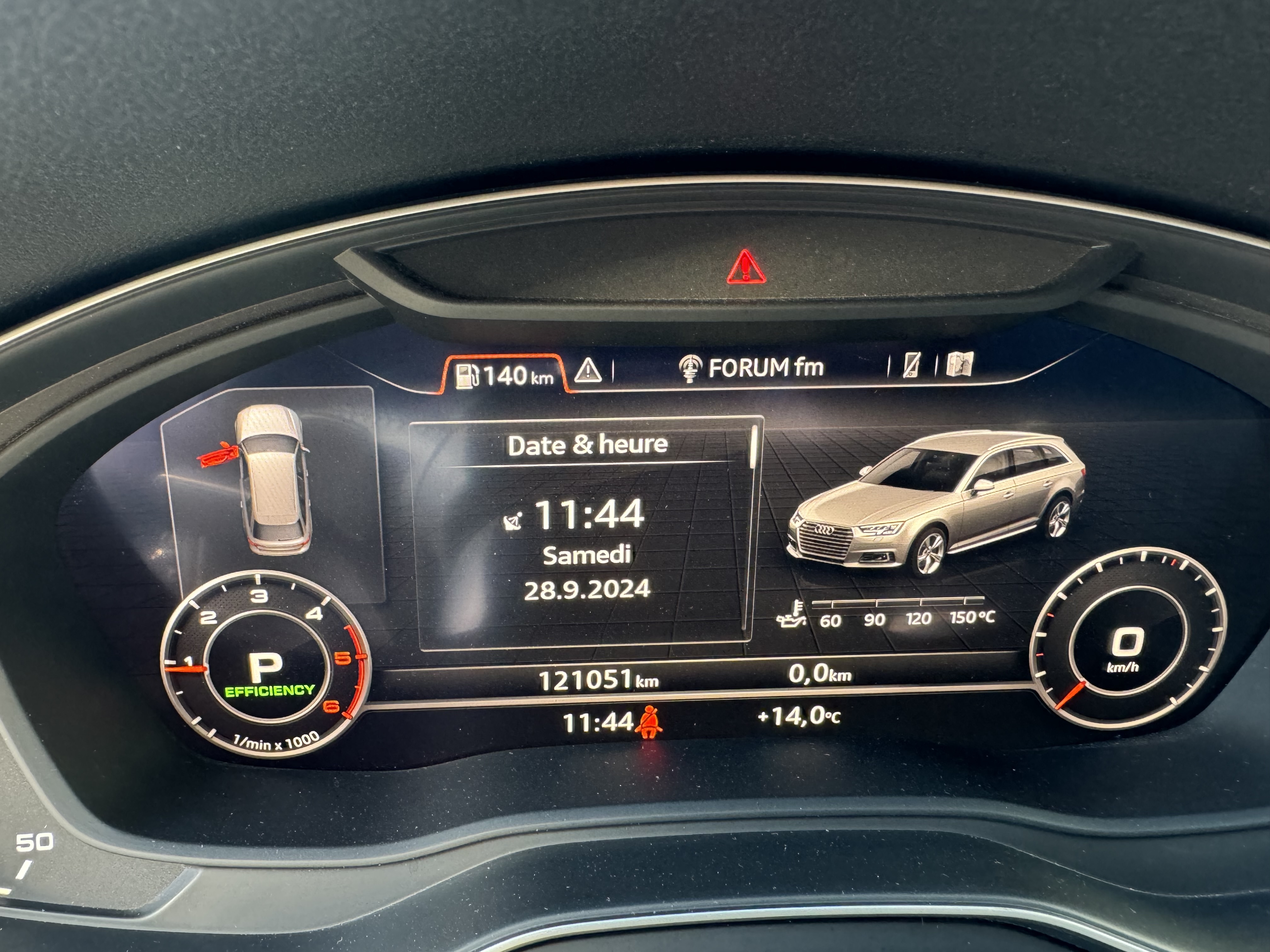 AUDI A4 Avant 2.0 TDI 150 S tronic 7 Design Luxe - Véhicule Occasion - Océane Auto AUDI A4 Avant 2.0 TDI 150 S tronic 7 Design Luxe - Véhicule Occasion Océane Auto