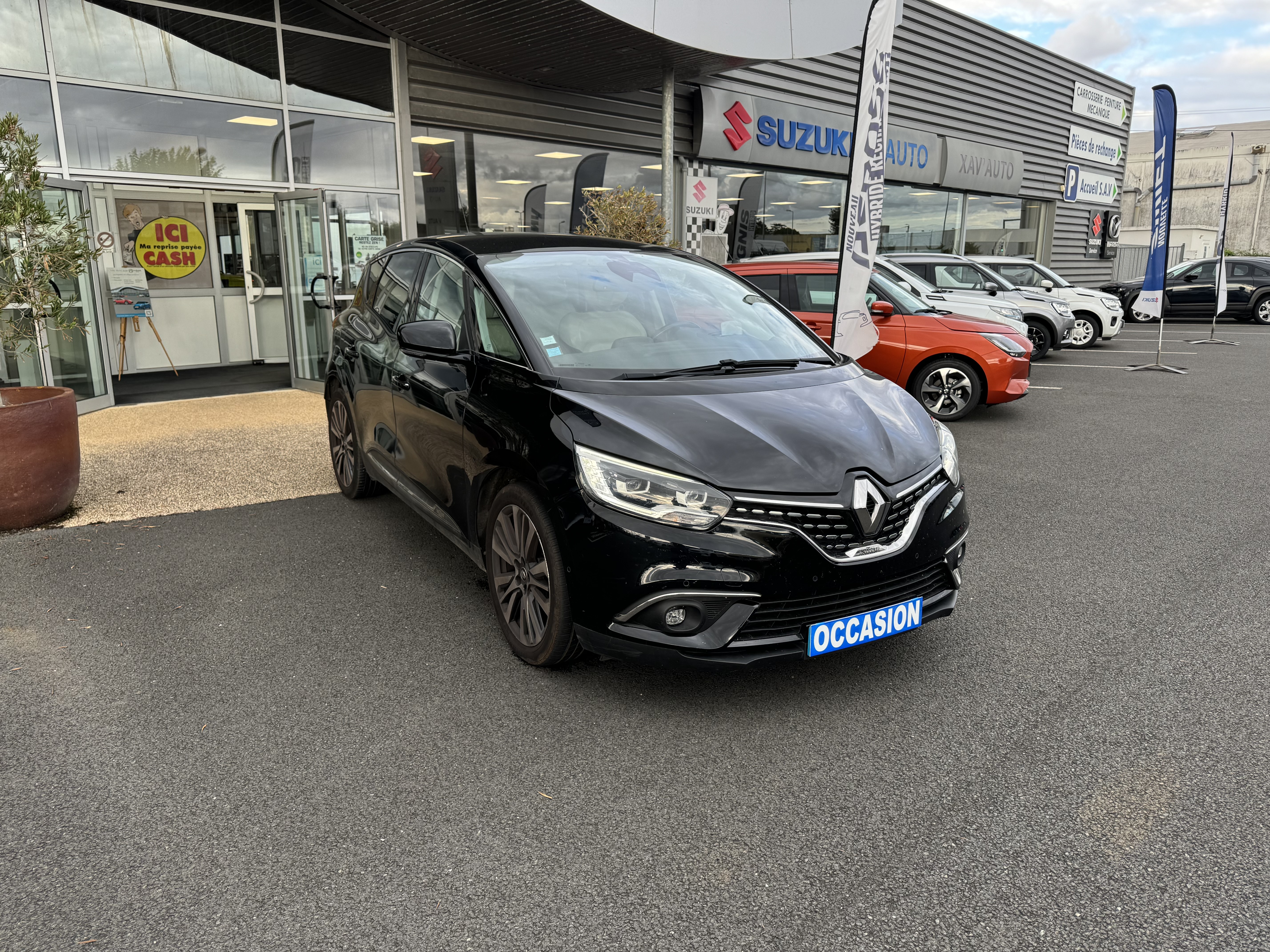 RENAULT Scenic dCi 130 Energy Initiale Paris - Véhicule Occasion Océane Auto