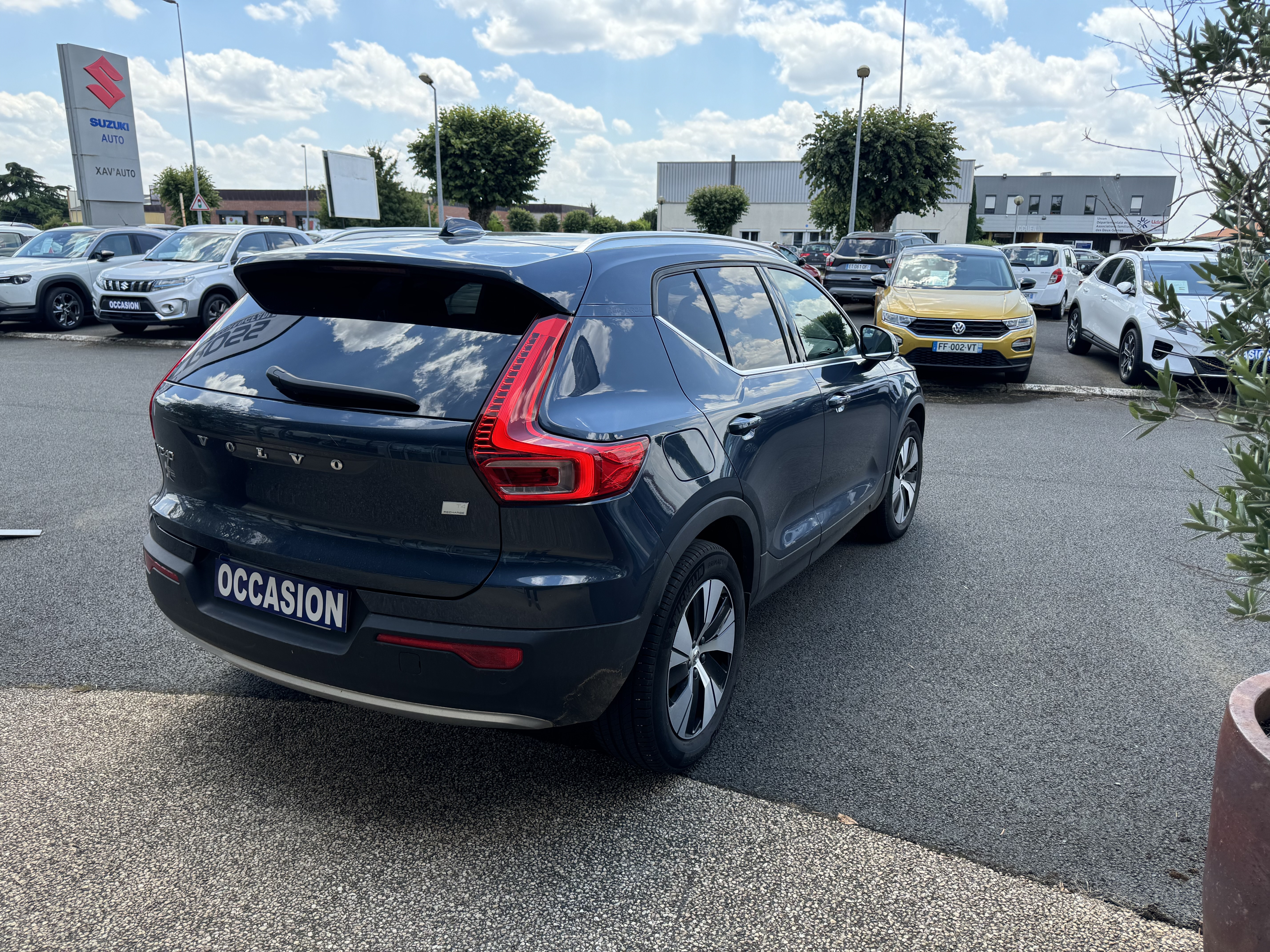 VOLVO XC40 T4 Recharge 129+82 ch DCT7 Plus - Véhicule Occasion Océane Auto