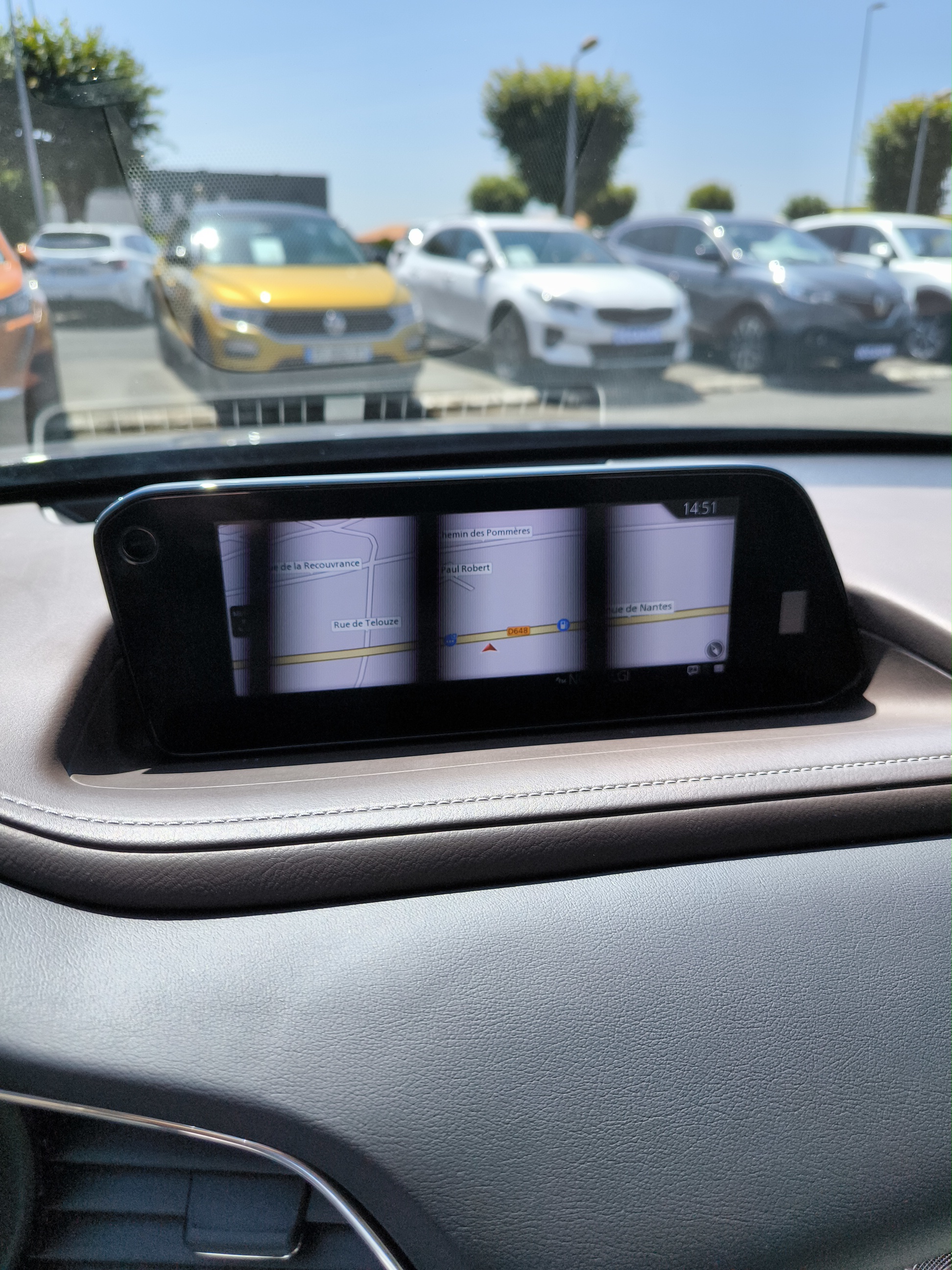 MAZDA CX-30 2.0L e-SKYACTIV X M Hybrid 186 ch 4x2 BVA6 Exclusive Cuir Pure-White - Véhicule Occasion - Océane Auto MAZDA CX-30 2.0L e-SKYACTIV X M Hybrid 186 ch 4x2 BVA6 Exclusive Cuir Pure-White - Véhicule Occasion Océane Auto