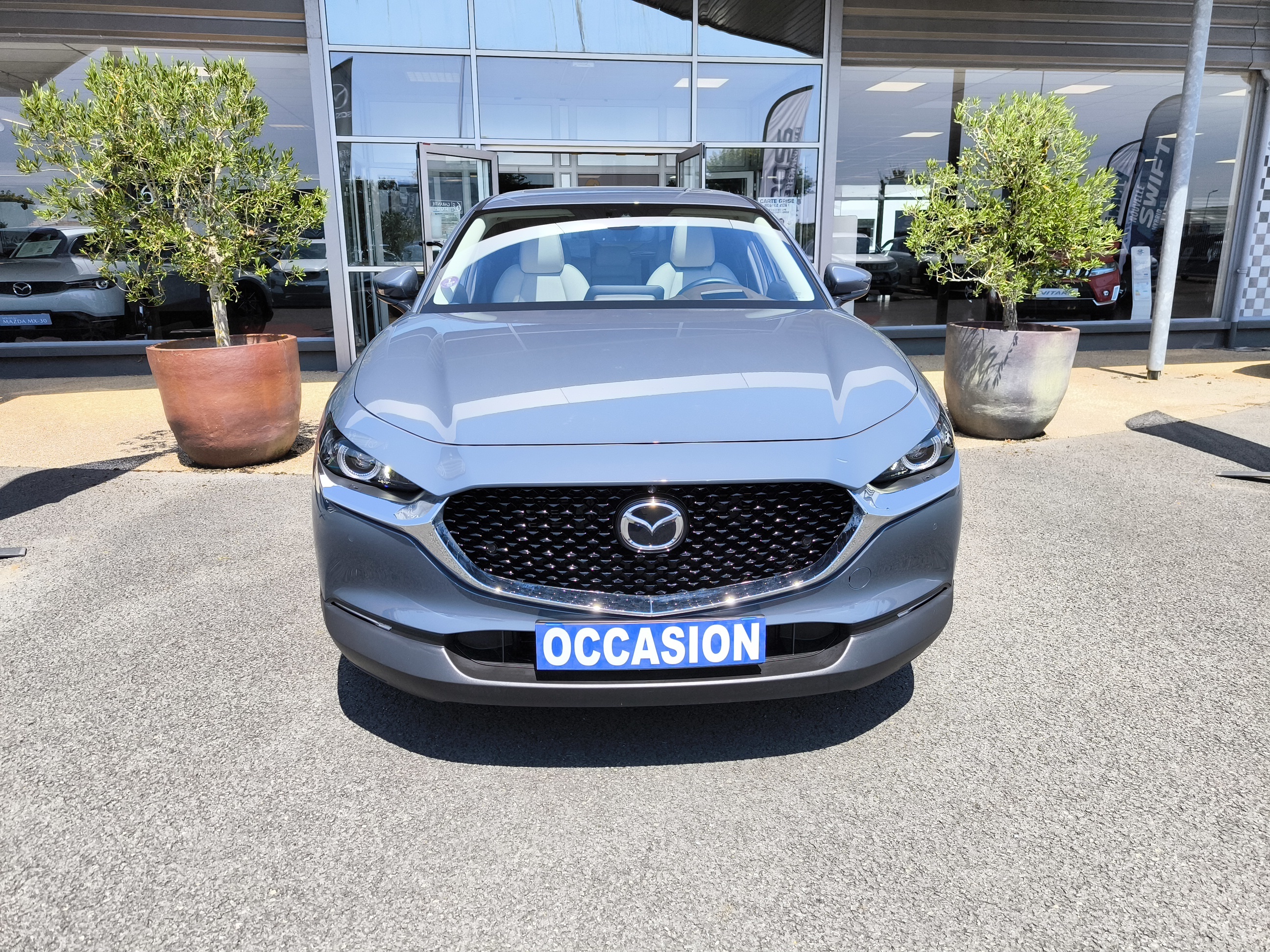 MAZDA CX-30 2.0L e-SKYACTIV X M Hybrid 186 ch 4x2 BVA6 Exclusive Cuir Pure-White - Véhicule Occasion - Océane Auto MAZDA CX-30 2.0L e-SKYACTIV X M Hybrid 186 ch 4x2 BVA6 Exclusive Cuir Pure-White - Véhicule Occasion Océane Auto