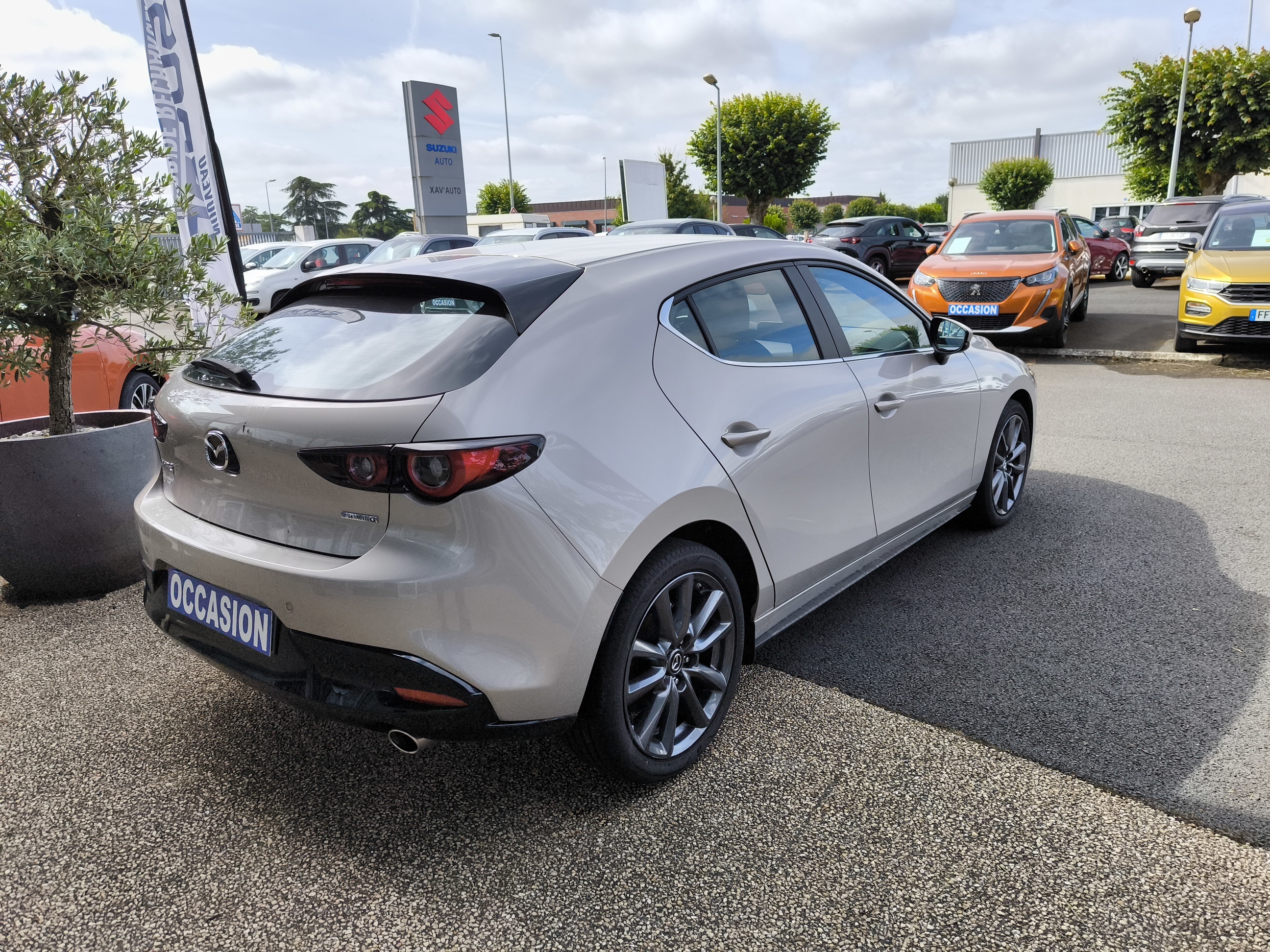 MAZDA Mazda3 5 portes 2.0L SKYACTIV-G M Hybrid 122 ch BVA6 Style - Véhicule Occasion Océane Auto