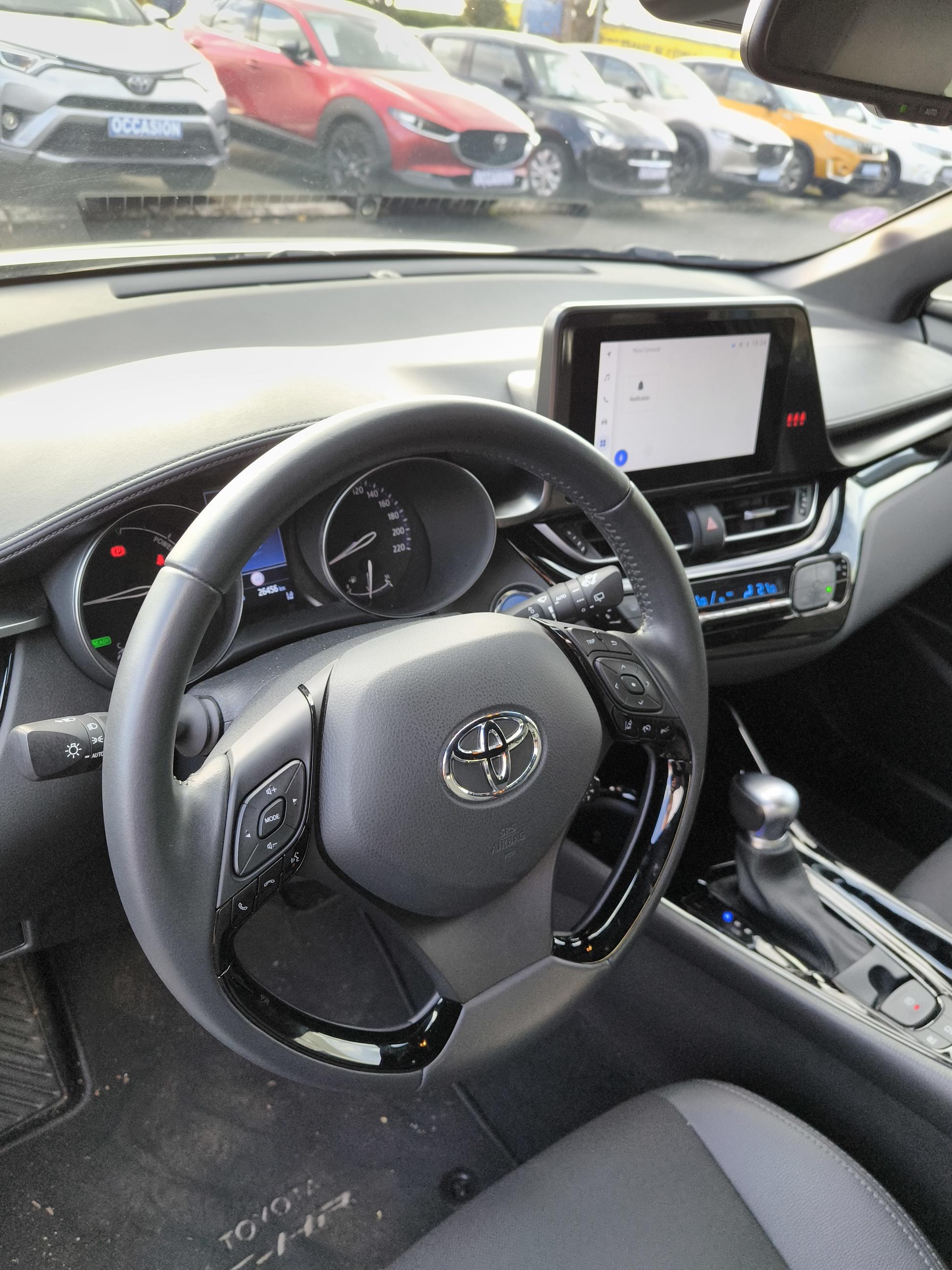 TOYOTA C-HR Hybride 1.8L Design Ultimate - Véhicule Occasion Océane Auto