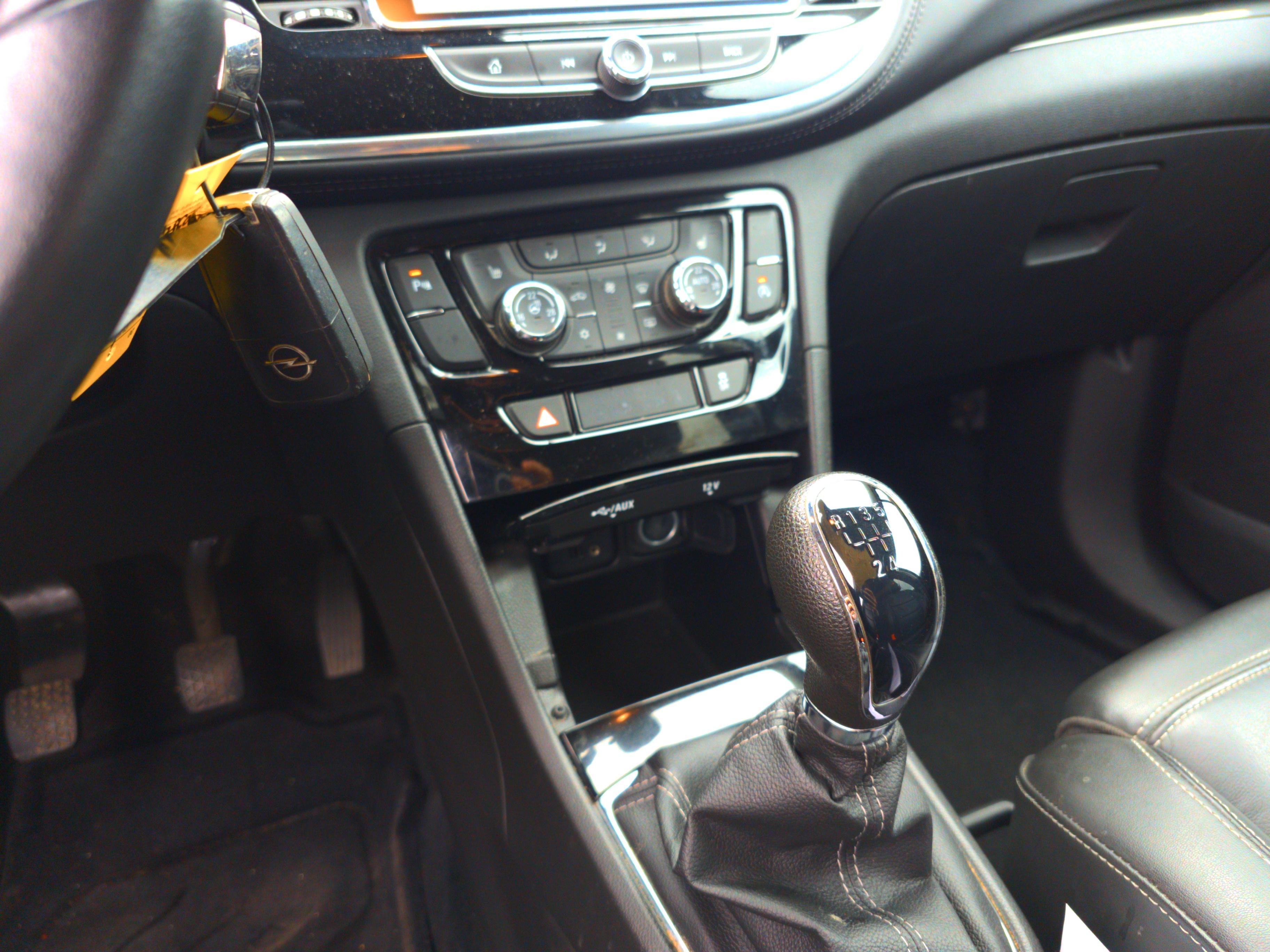 OPEL Mokka X 1.4 Turbo - 140 ch 4x2 Elite - Véhicule Occasion - Océane Auto OPEL Mokka X 1.4 Turbo - 140 ch 4x2 Elite - Véhicule Occasion Océane Auto