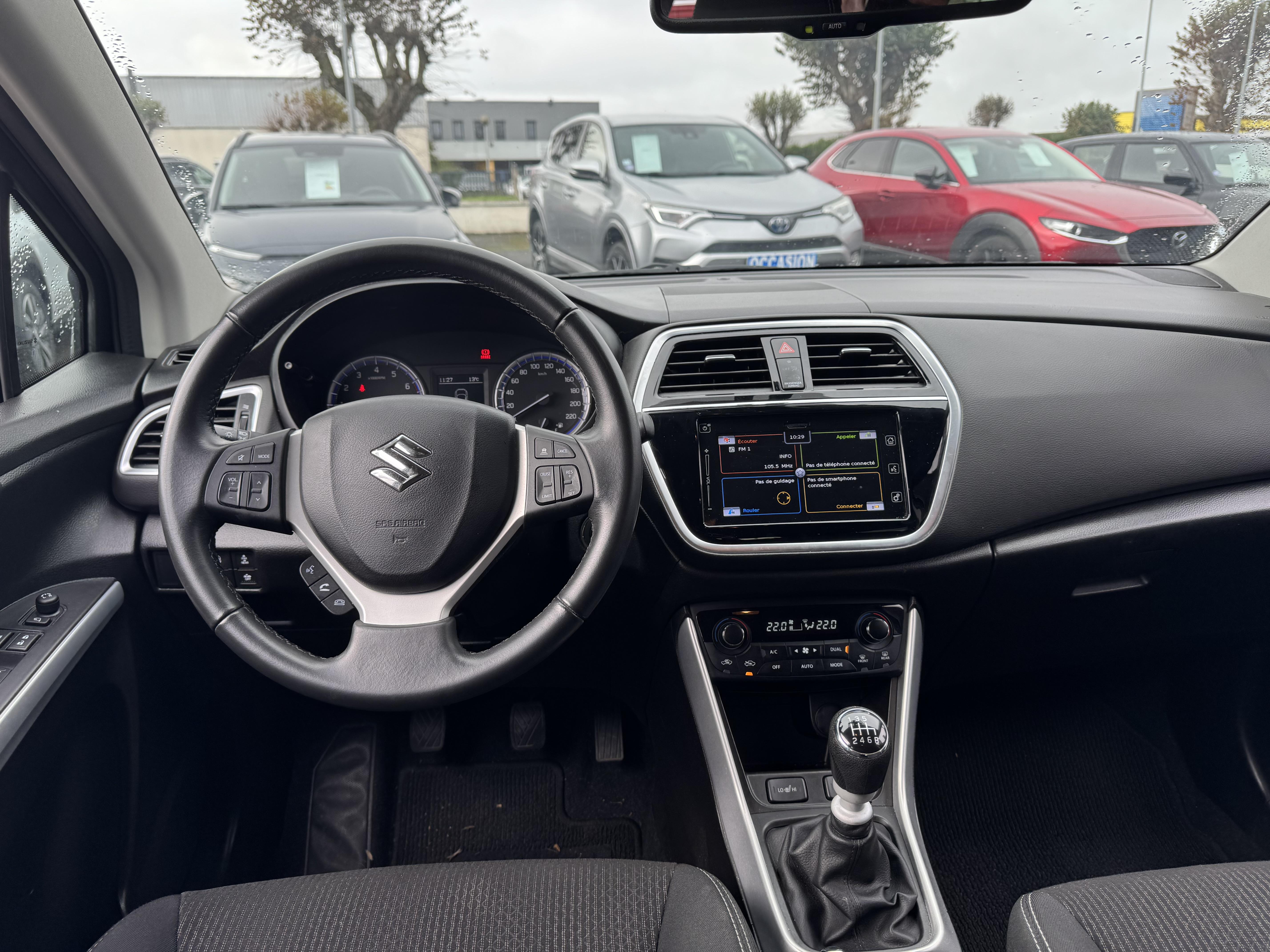 SUZUKI S-Cross 1.4 Boosterjet Hybrid Style - Véhicule Occasion - Océane Auto SUZUKI S-Cross 1.4 Boosterjet Hybrid Style - Véhicule Occasion Océane Auto