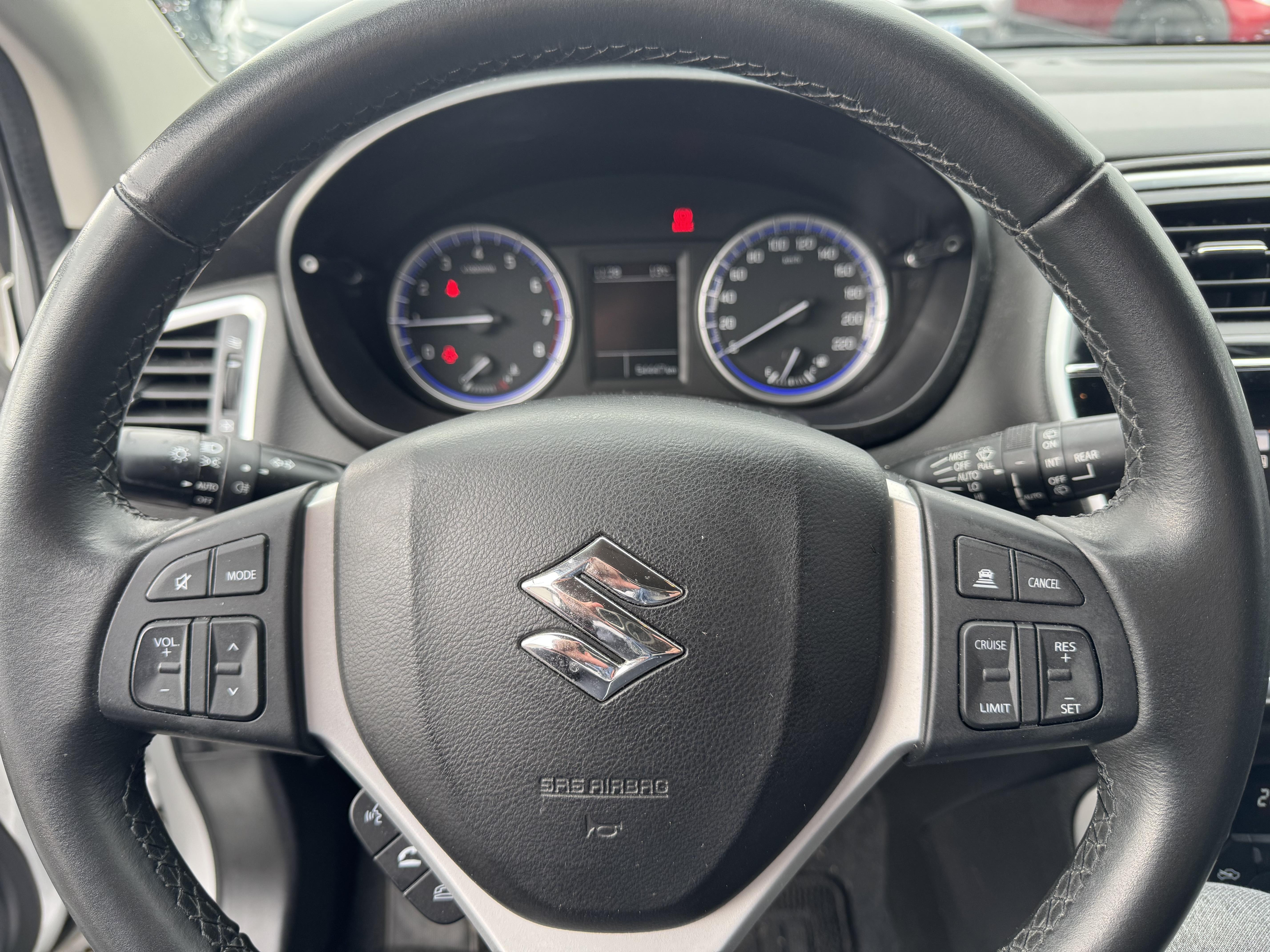 SUZUKI S-Cross 1.4 Boosterjet Hybrid Style - Véhicule Occasion - Océane Auto SUZUKI S-Cross 1.4 Boosterjet Hybrid Style - Véhicule Occasion Océane Auto