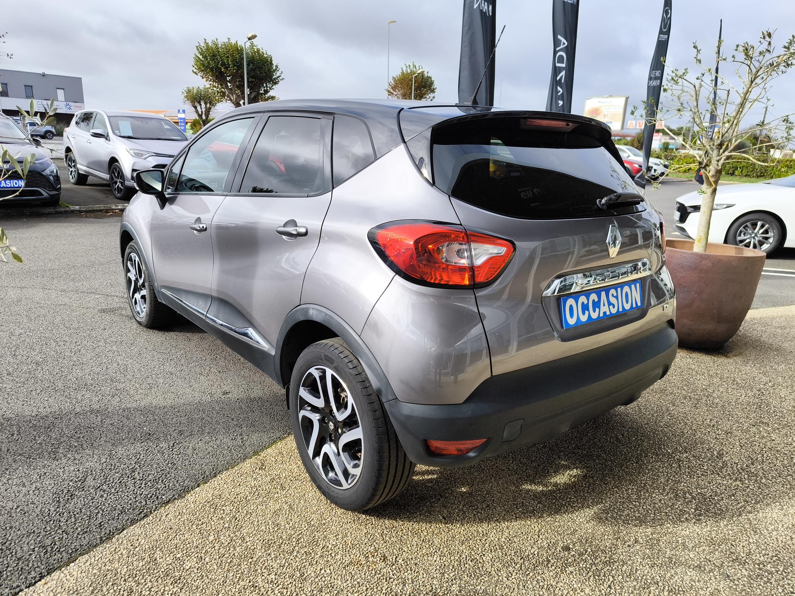 RENAULT Captur TCe 120 Energy Intens - Véhicule Occasion - Océane Auto RENAULT Captur TCe 120 Energy Intens - Véhicule Occasion Océane Auto