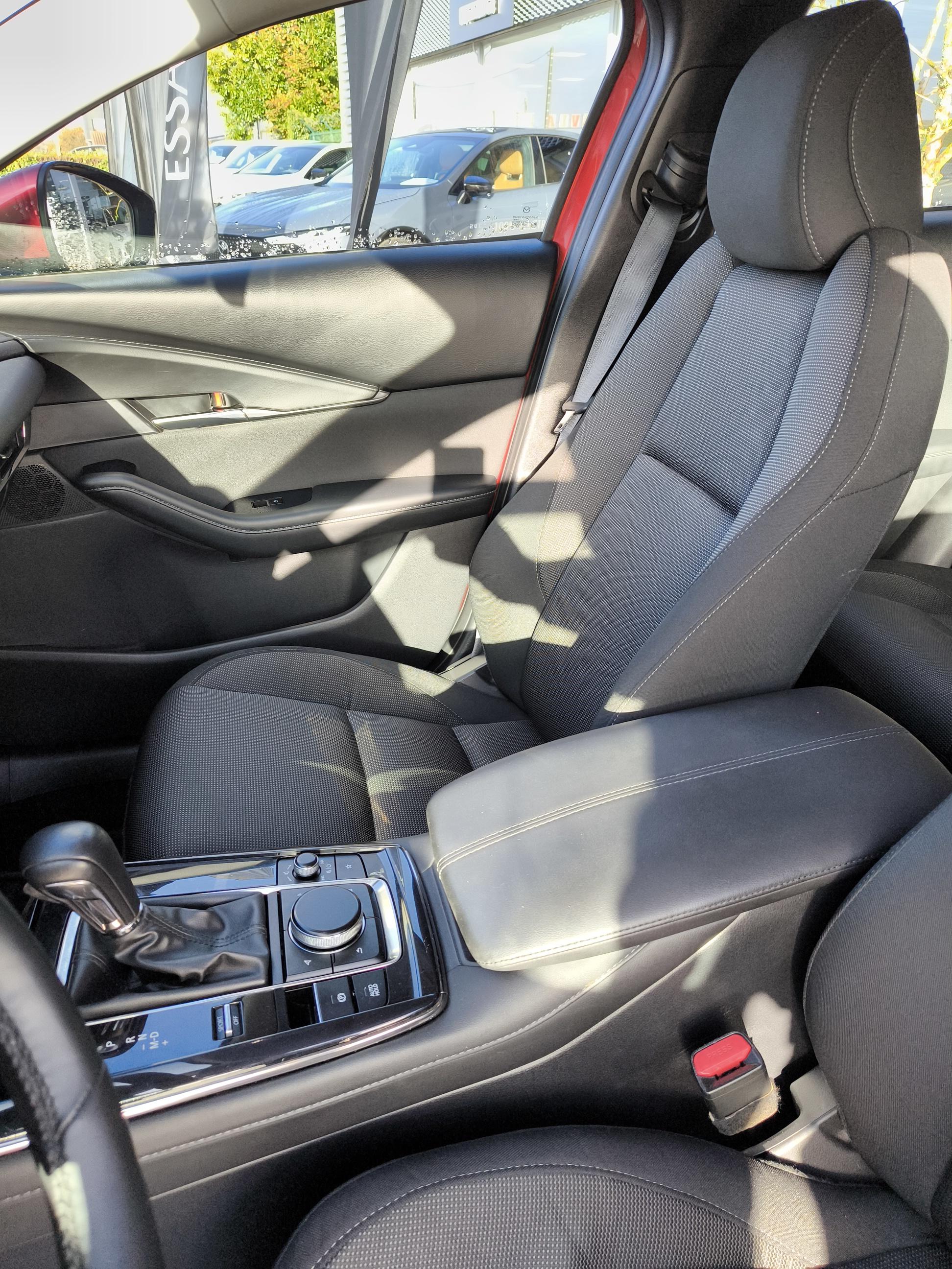 MAZDA CX-30 2.0L SKYACTIV-G M Hybrid 122 ch 4x2 BVA6 Style - Véhicule Occasion - Océane Auto MAZDA CX-30 2.0L SKYACTIV-G M Hybrid 122 ch 4x2 BVA6 Style - Véhicule Occasion Océane Auto