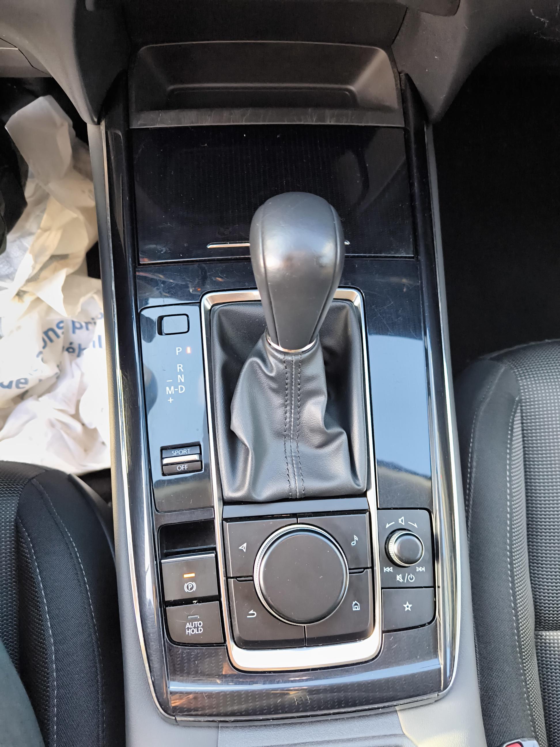 MAZDA CX-30 2.0L SKYACTIV-G M Hybrid 122 ch 4x2 BVA6 Style - Véhicule Occasion - Océane Auto MAZDA CX-30 2.0L SKYACTIV-G M Hybrid 122 ch 4x2 BVA6 Style - Véhicule Occasion Océane Auto