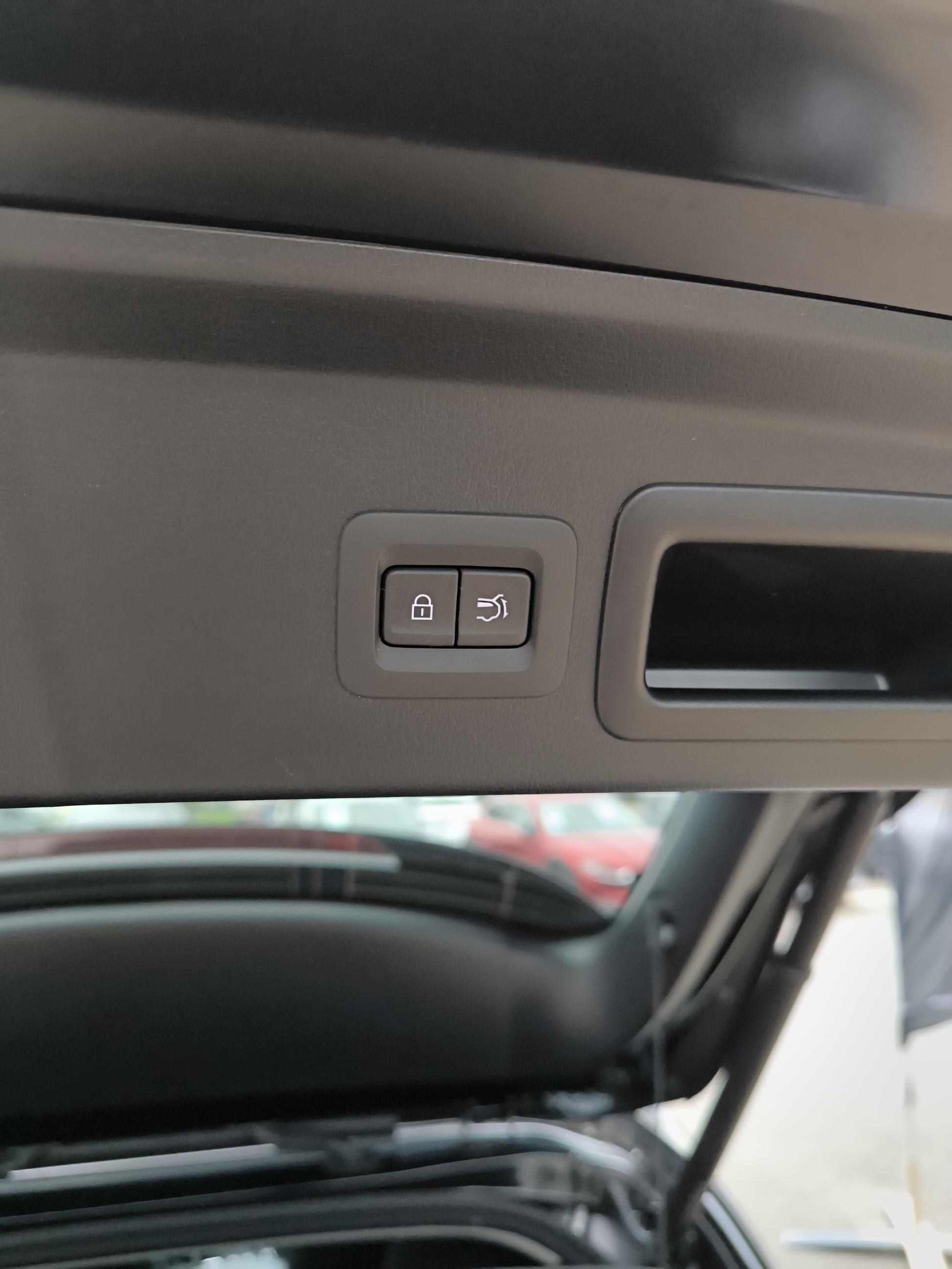 MAZDA CX-30 2.0L e-SKYACTIV X M Hybrid 186 ch 4x2 BVA6 Homura - Véhicule Occasion - Océane Auto MAZDA CX-30 2.0L e-SKYACTIV X M Hybrid 186 ch 4x2 BVA6 Homura - Véhicule Occasion Océane Auto