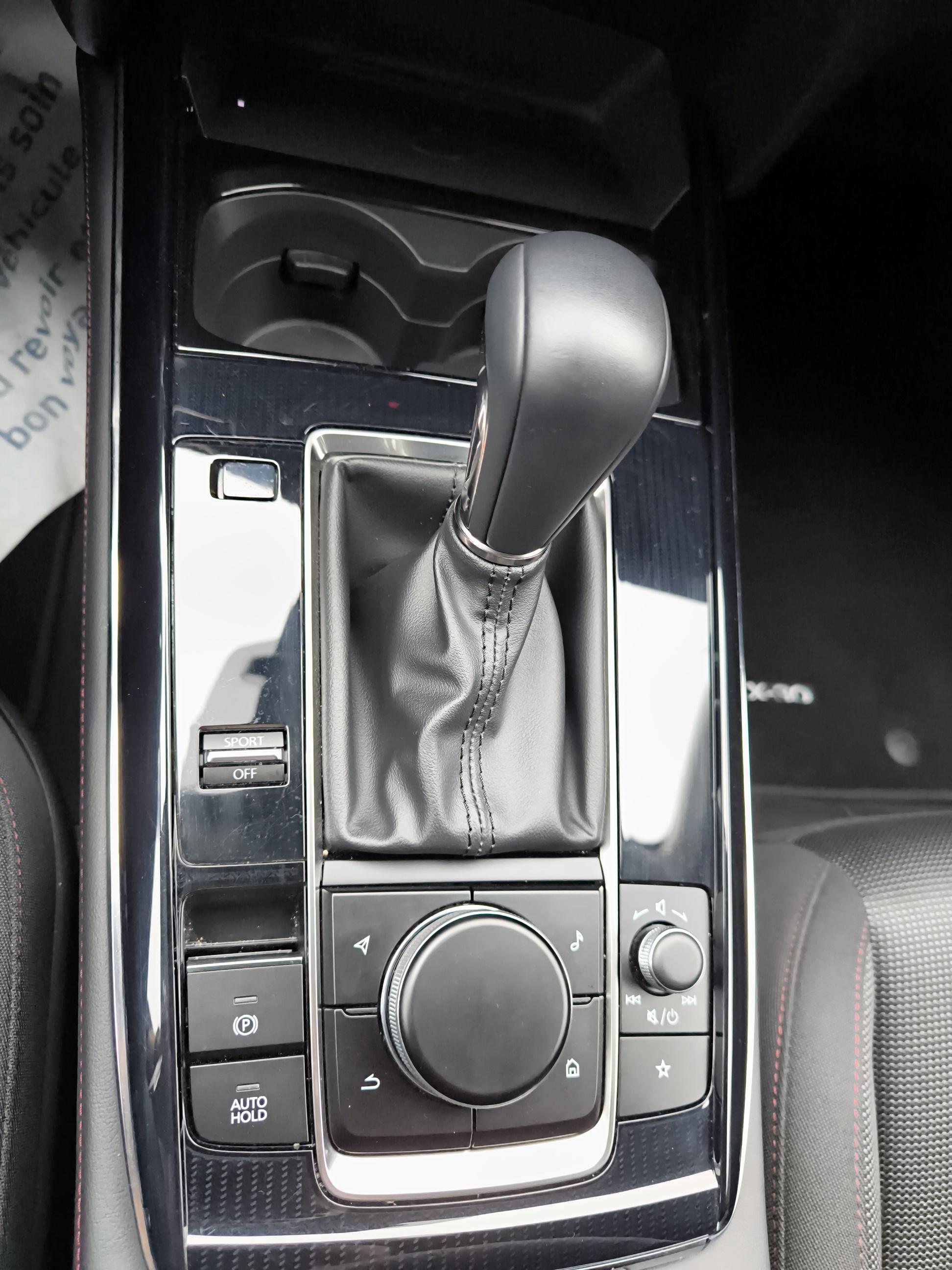 MAZDA CX-30 2.0L e-SKYACTIV X M Hybrid 186 ch 4x2 BVA6 Homura - Véhicule Occasion - Océane Auto MAZDA CX-30 2.0L e-SKYACTIV X M Hybrid 186 ch 4x2 BVA6 Homura - Véhicule Occasion Océane Auto