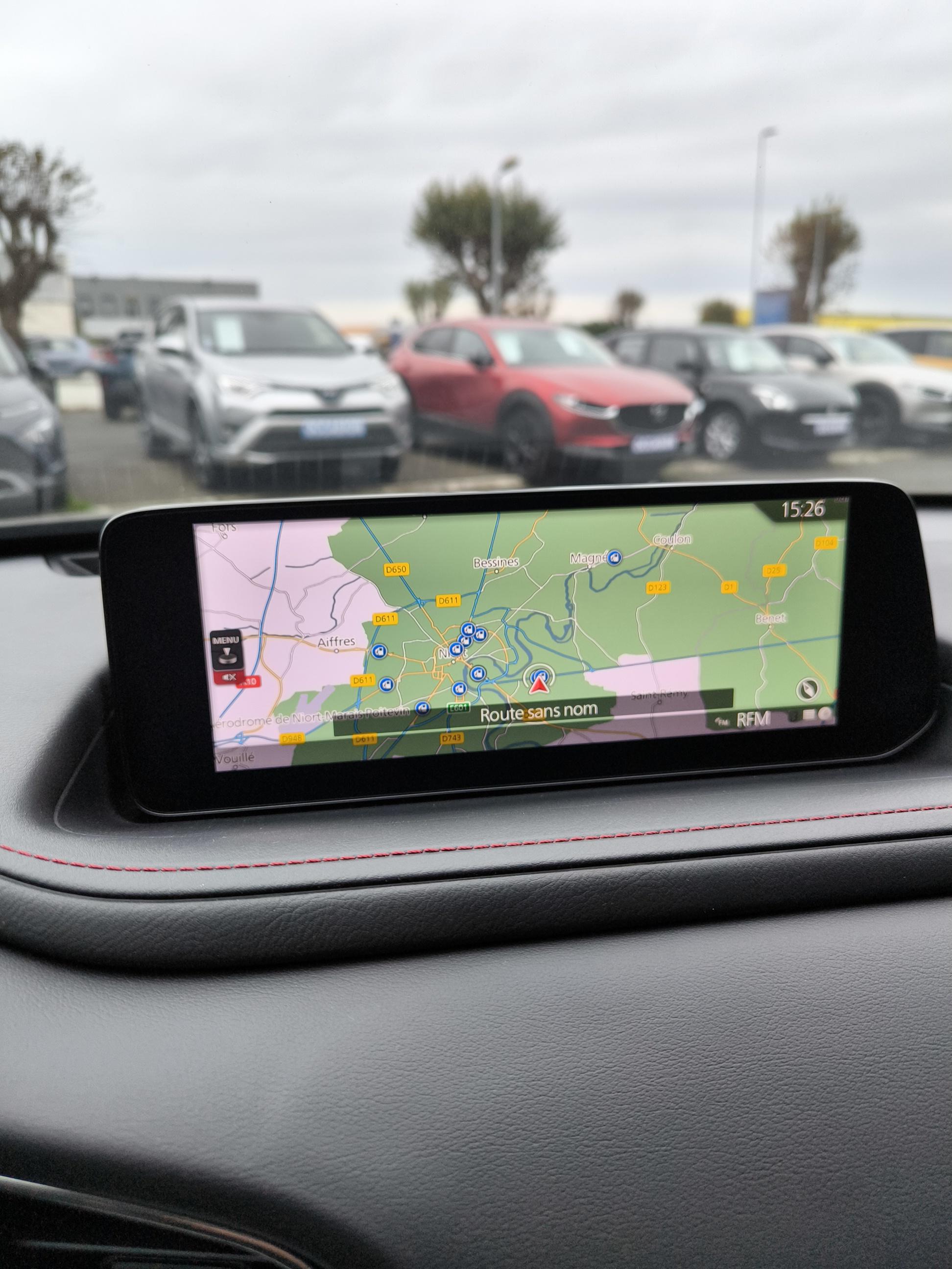 MAZDA CX-30 2.0L e-SKYACTIV X M Hybrid 186 ch 4x2 BVA6 Homura - Véhicule Occasion - Océane Auto MAZDA CX-30 2.0L e-SKYACTIV X M Hybrid 186 ch 4x2 BVA6 Homura - Véhicule Occasion Océane Auto