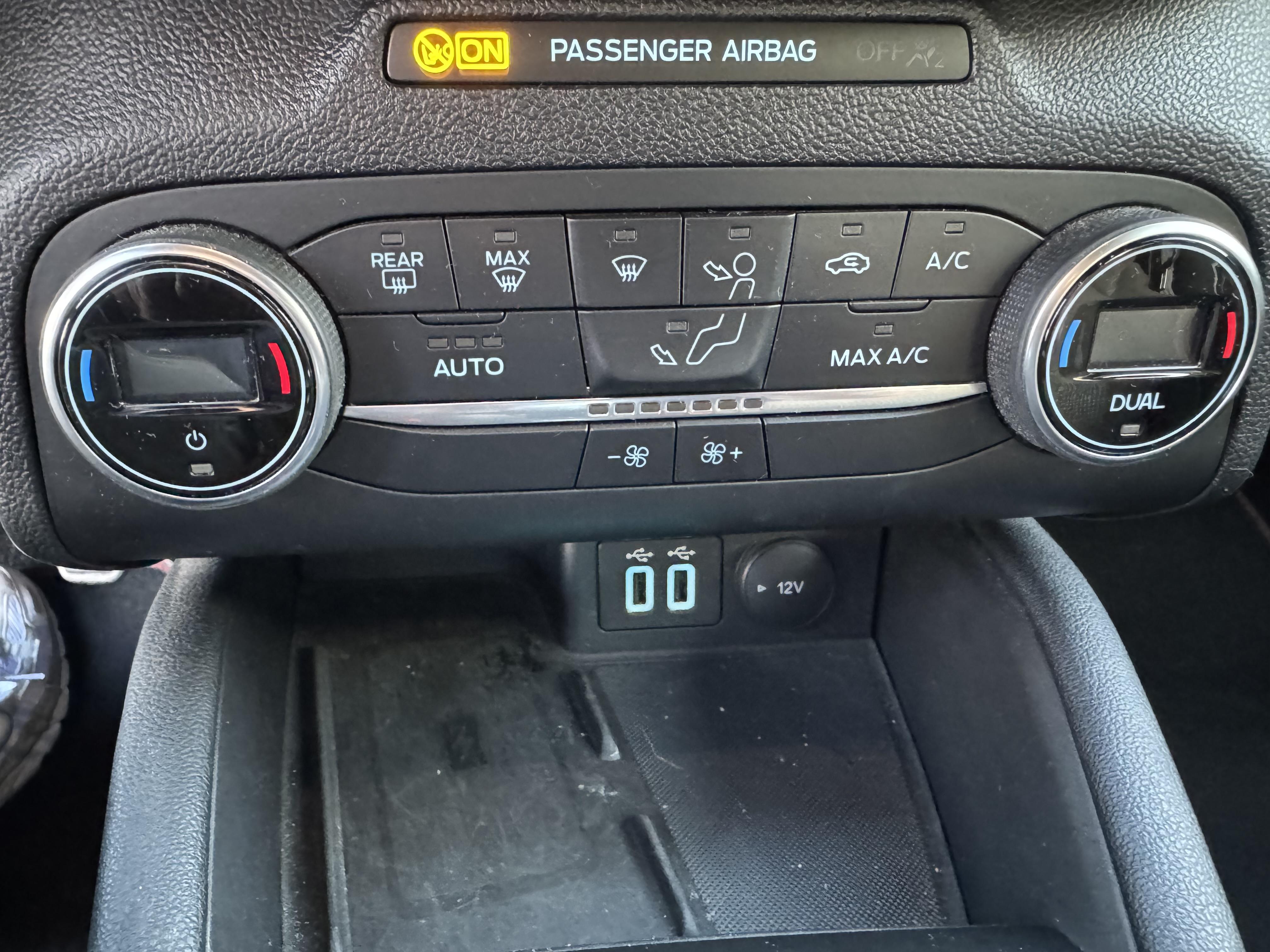 FORD Focus 1.0 EcoBoost 155 S&S mHEV ST Line - Véhicule Occasion Océane Auto