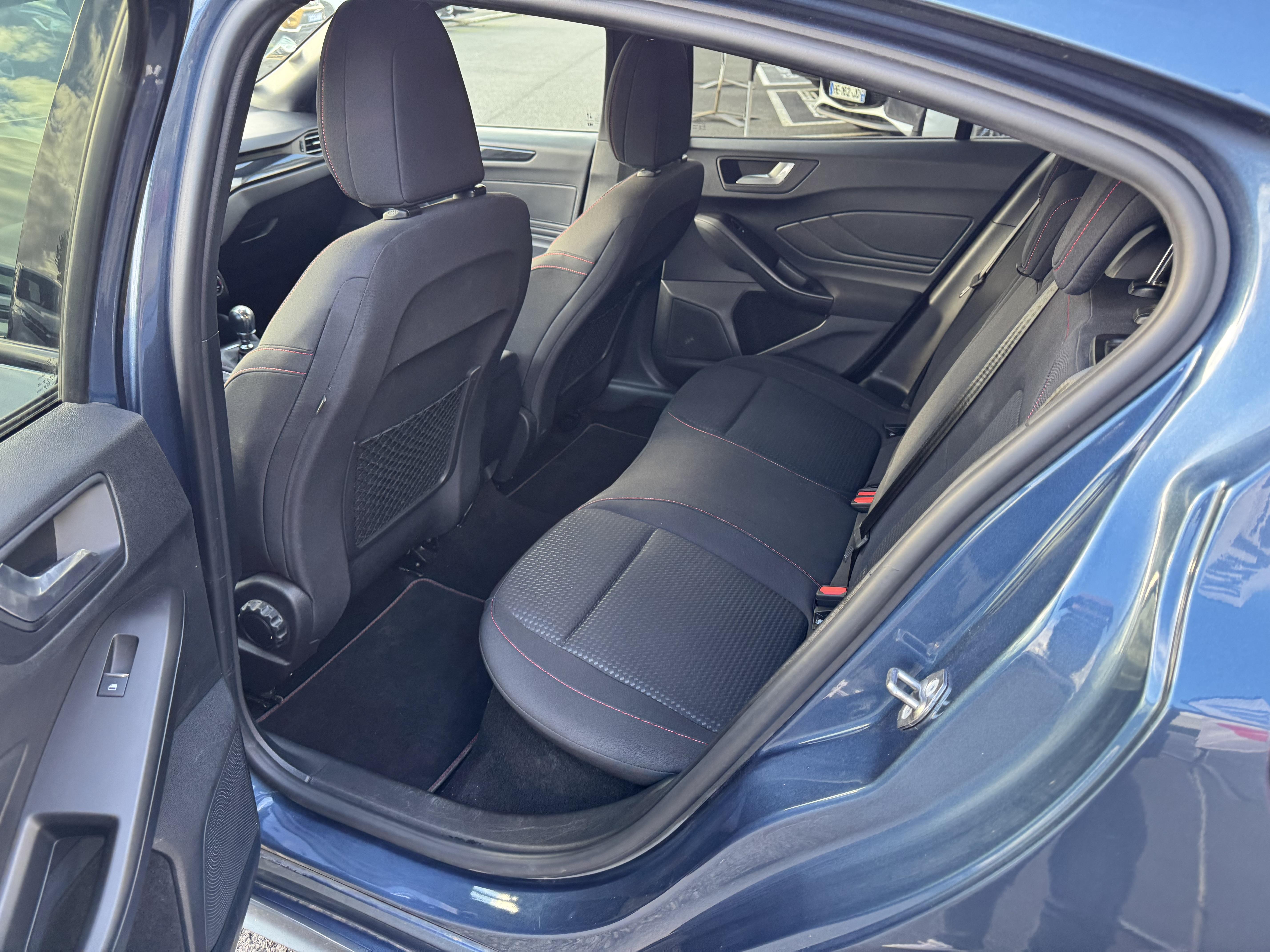 FORD Focus 1.0 EcoBoost 155 S&S mHEV ST Line - Véhicule Occasion Océane Auto