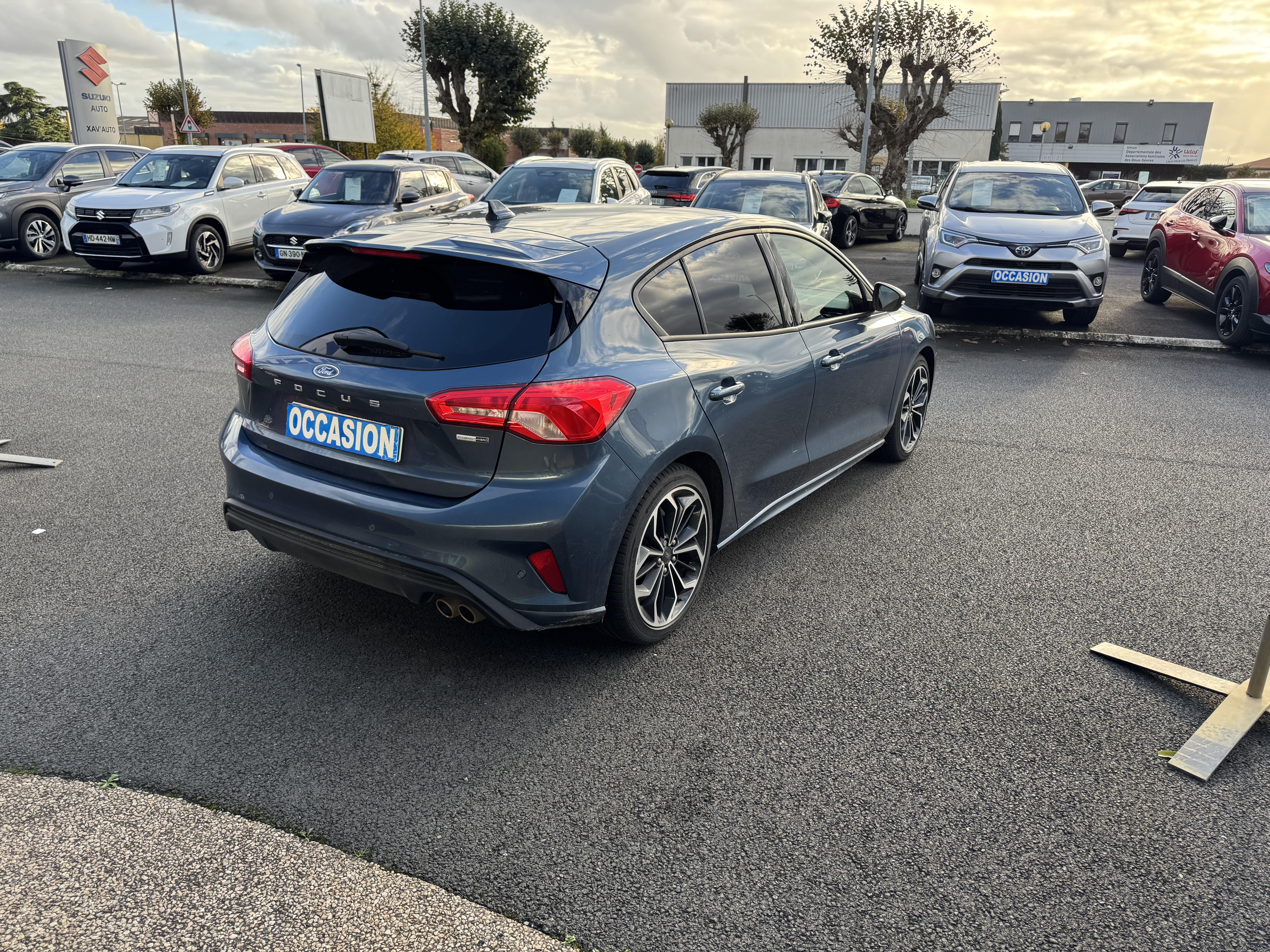 FORD Focus 1.0 EcoBoost 155 S&S mHEV ST Line - Véhicule Occasion Océane Auto