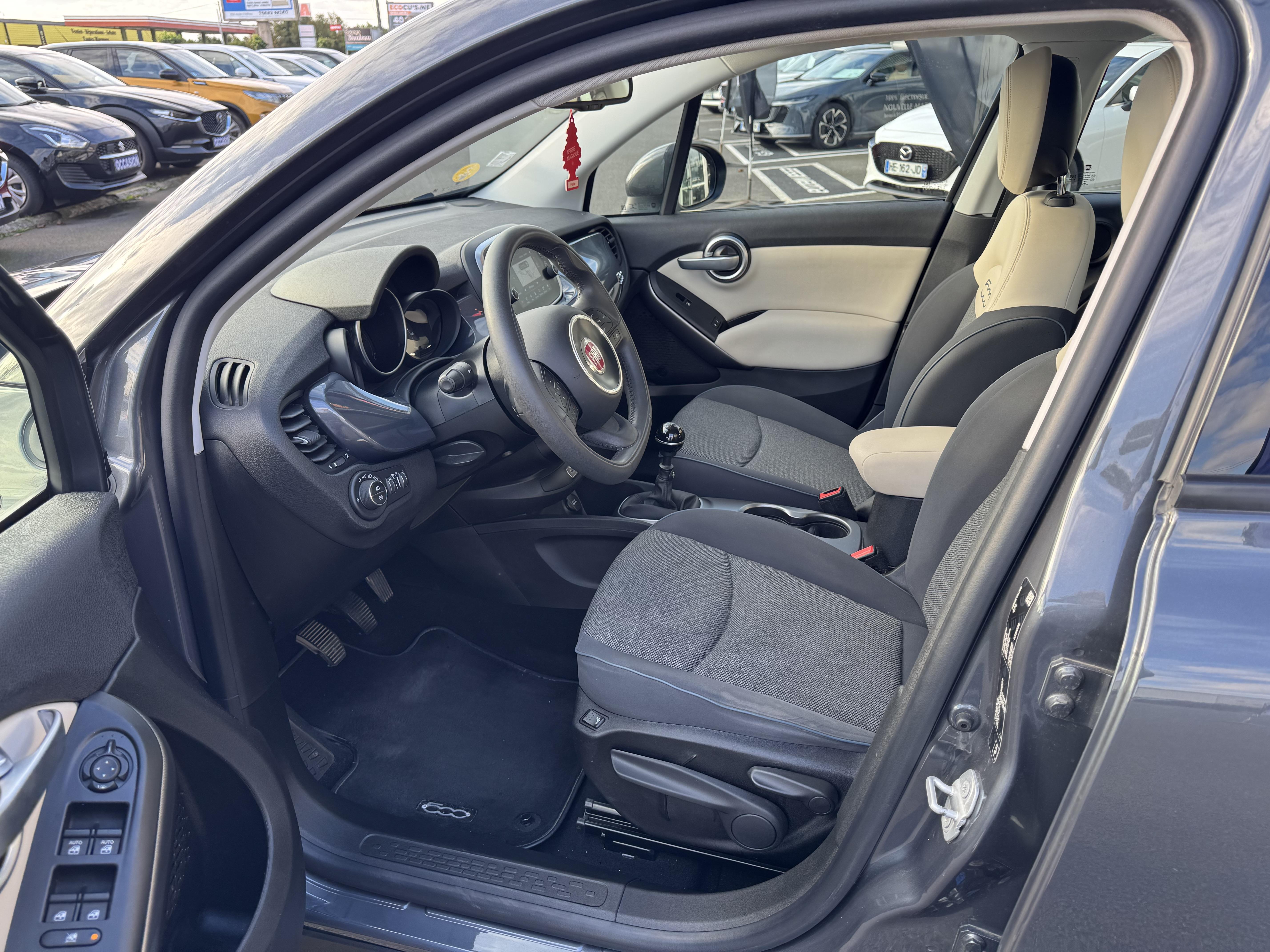 FIAT 500X 1.6 MultiJet 120 ch Popstar - Véhicule Occasion - Océane Auto FIAT 500X 1.6 MultiJet 120 ch Popstar - Véhicule Occasion Océane Auto