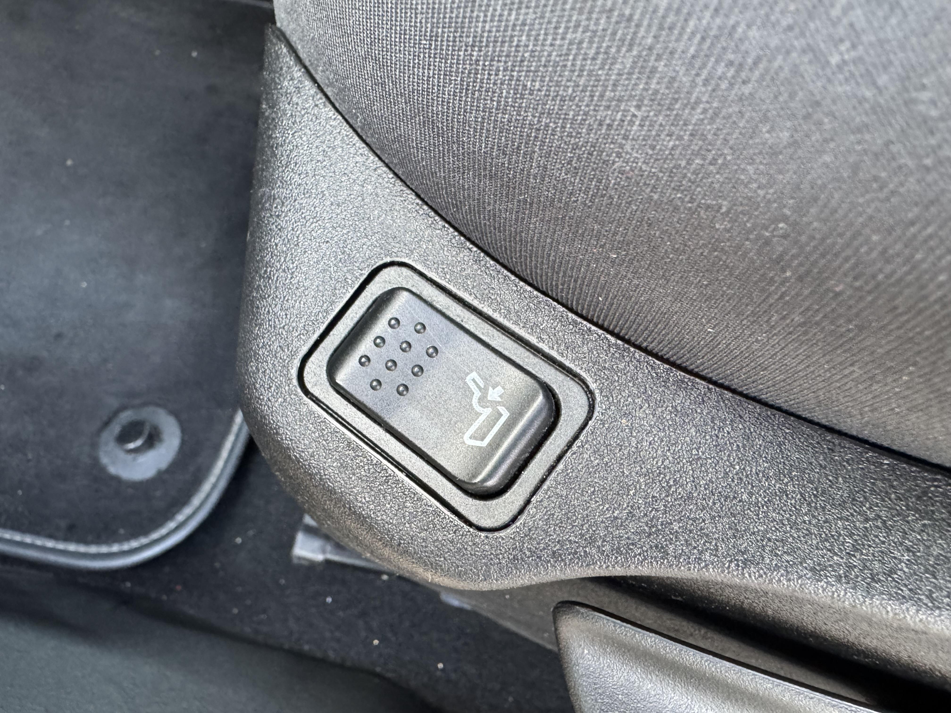 FIAT 500X 1.6 MultiJet 120 ch Popstar - Véhicule Occasion - Océane Auto FIAT 500X 1.6 MultiJet 120 ch Popstar - Véhicule Occasion Océane Auto