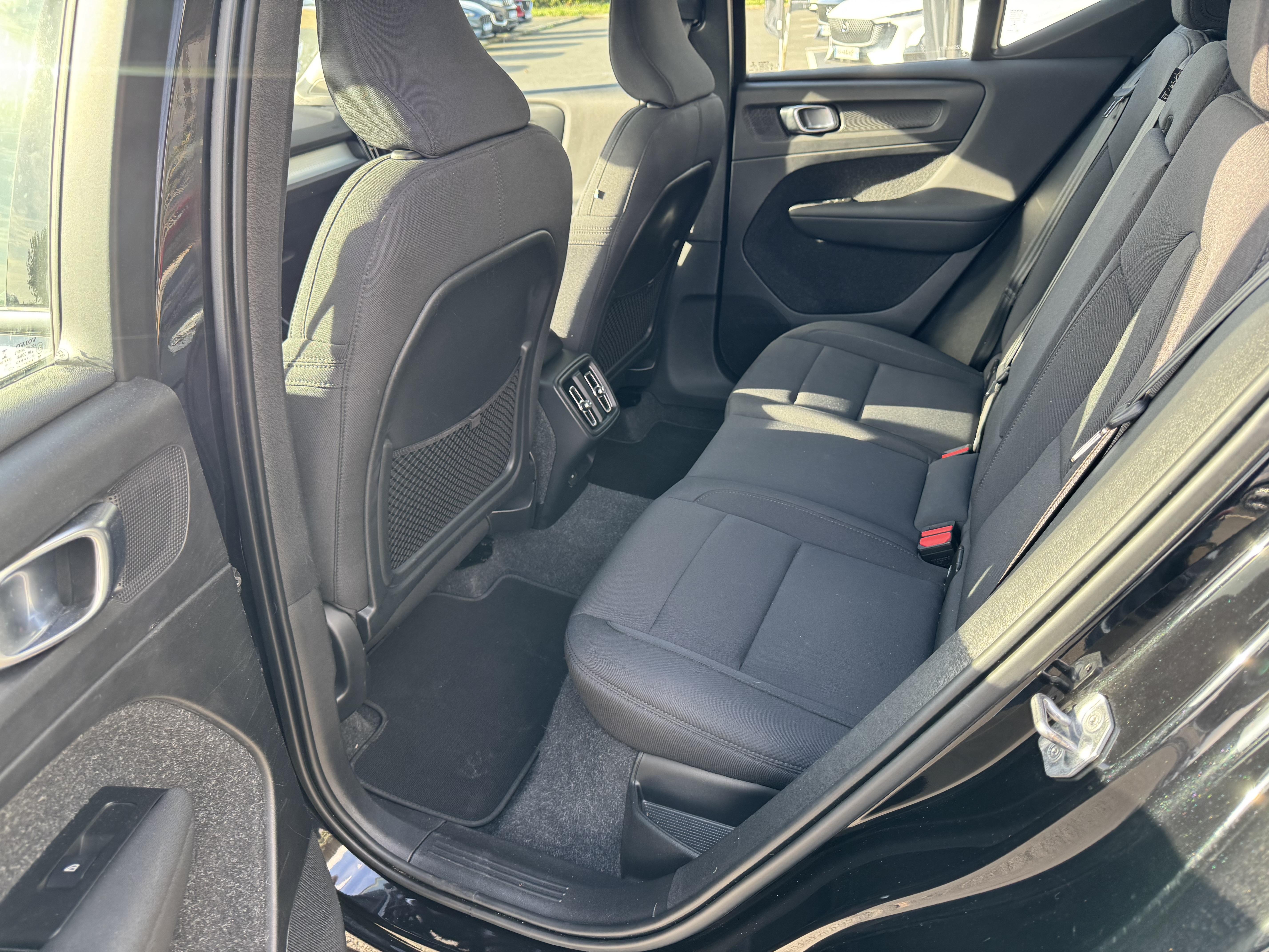 VOLVO XC40 T3 163 ch Geartronic 8 R-Design - Véhicule Occasion Océane Auto