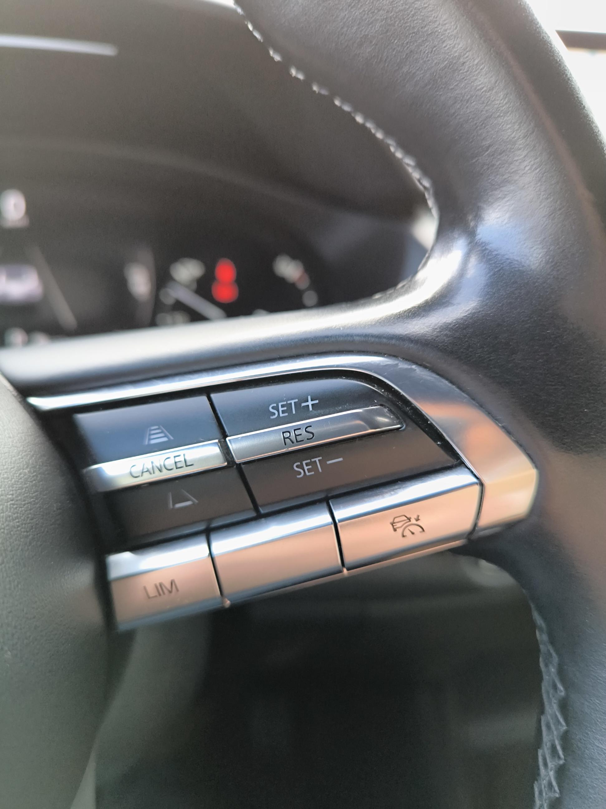 MAZDA MX-30 e-Skyactiv 145 ch First Edition Modern Confidence - Véhicule Occasion Océane Auto