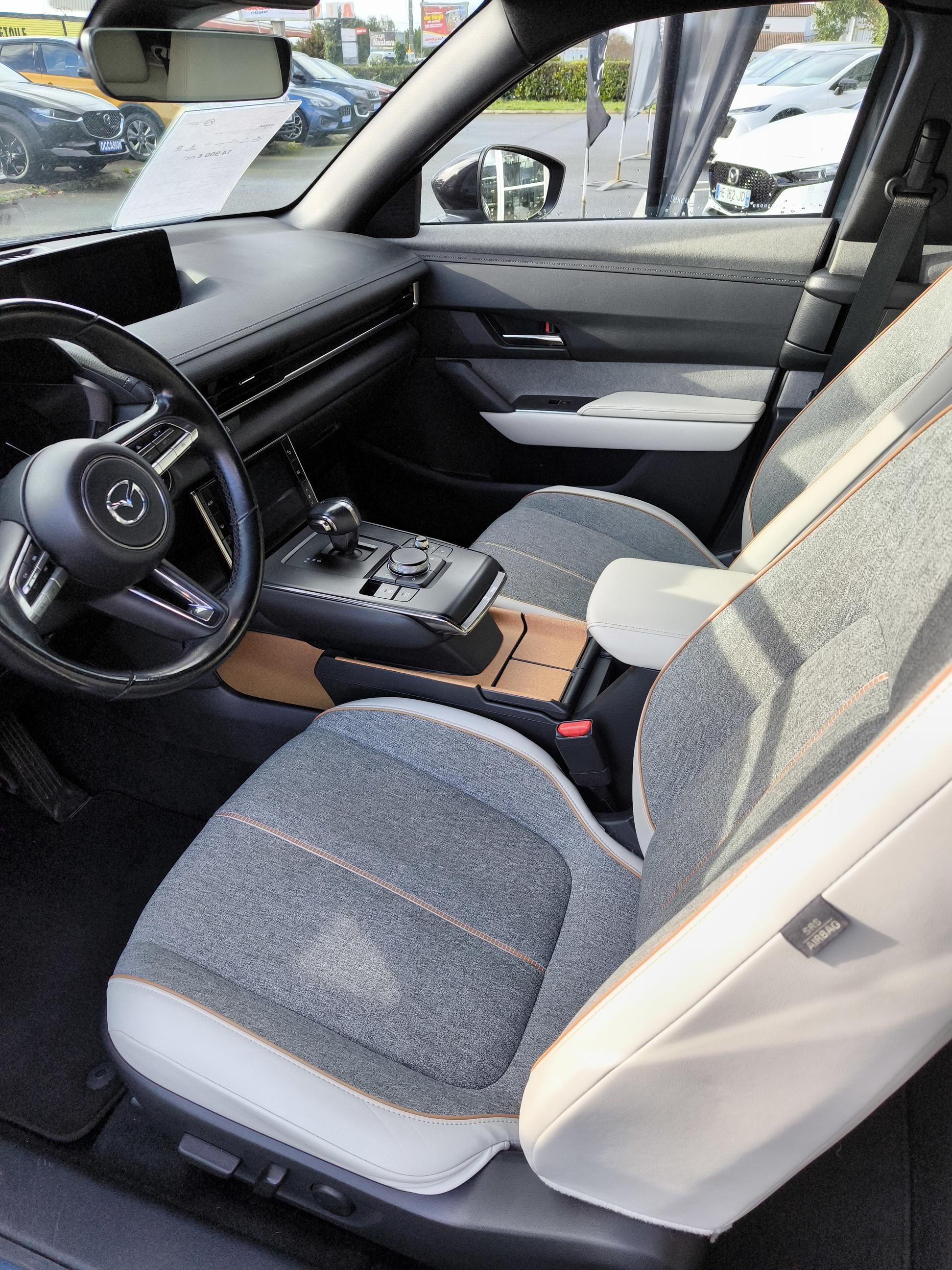 MAZDA MX-30 e-Skyactiv 145 ch First Edition Modern Confidence - Véhicule Occasion Océane Auto