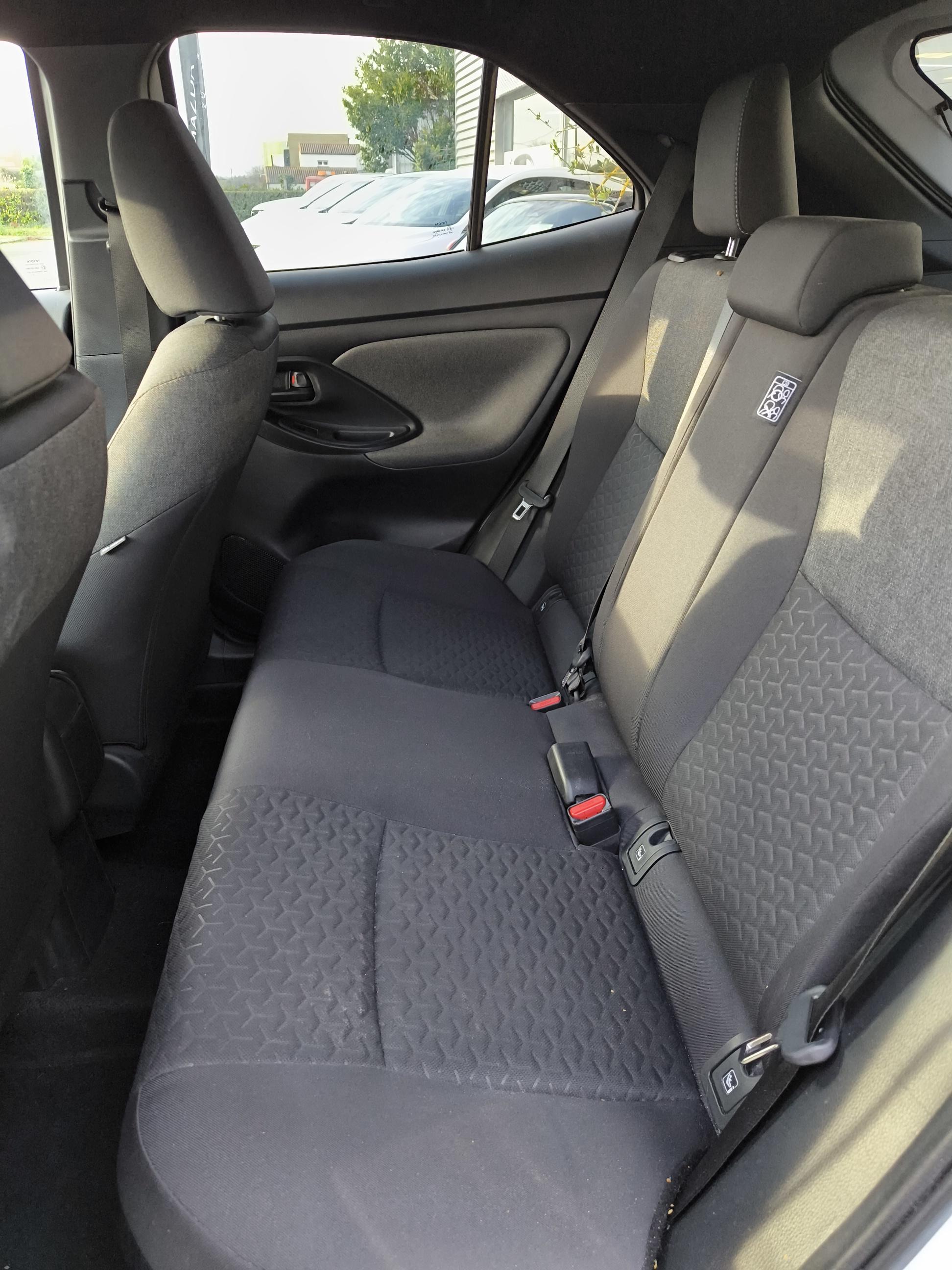 TOYOTA Yaris Cross Hybride 116h 2WD Design - Véhicule Occasion - Océane Auto TOYOTA Yaris Cross Hybride 116h 2WD Design - Véhicule Occasion Océane Auto