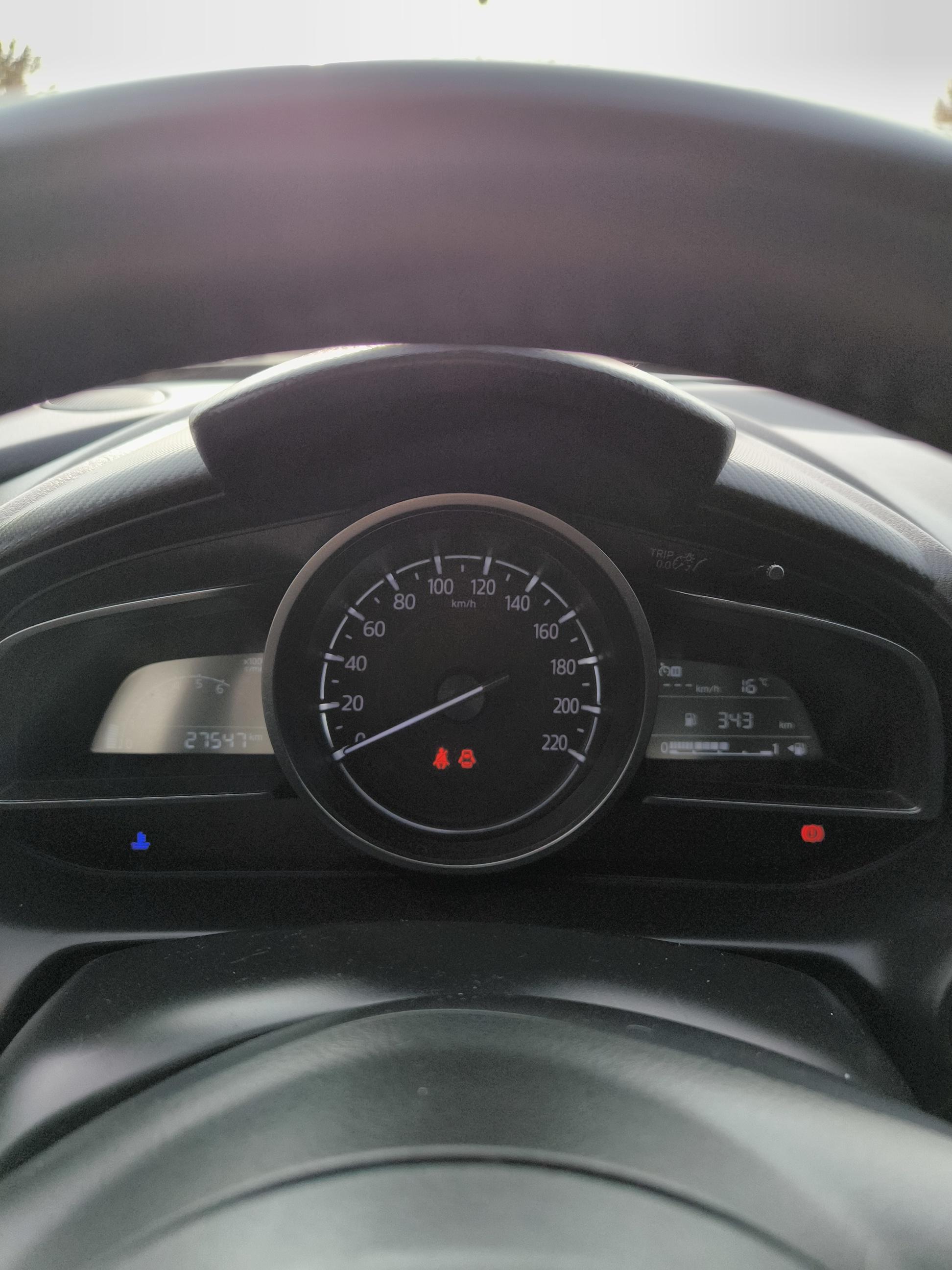 MAZDA Mazda2 1.5L e-SKYACTIV G M Hybrid 90ch Centre-Line - Véhicule Occasion Océane Auto