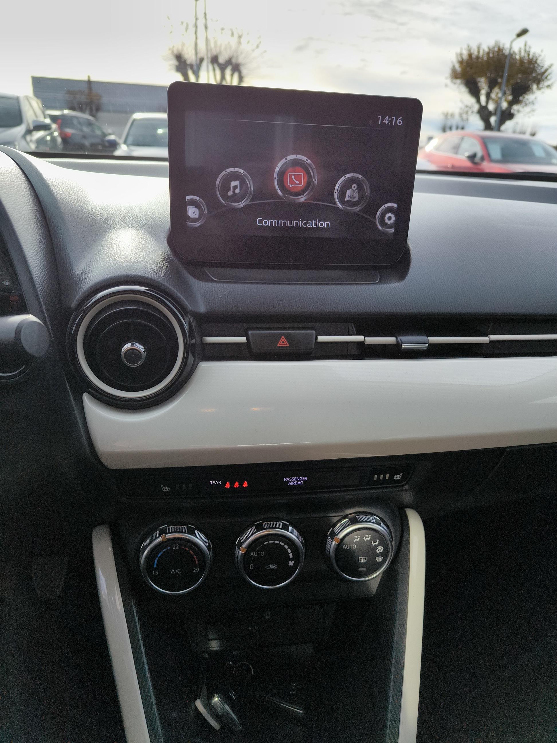 MAZDA Mazda2 1.5L e-SKYACTIV G M Hybrid 90ch Centre-Line - Véhicule Occasion Océane Auto