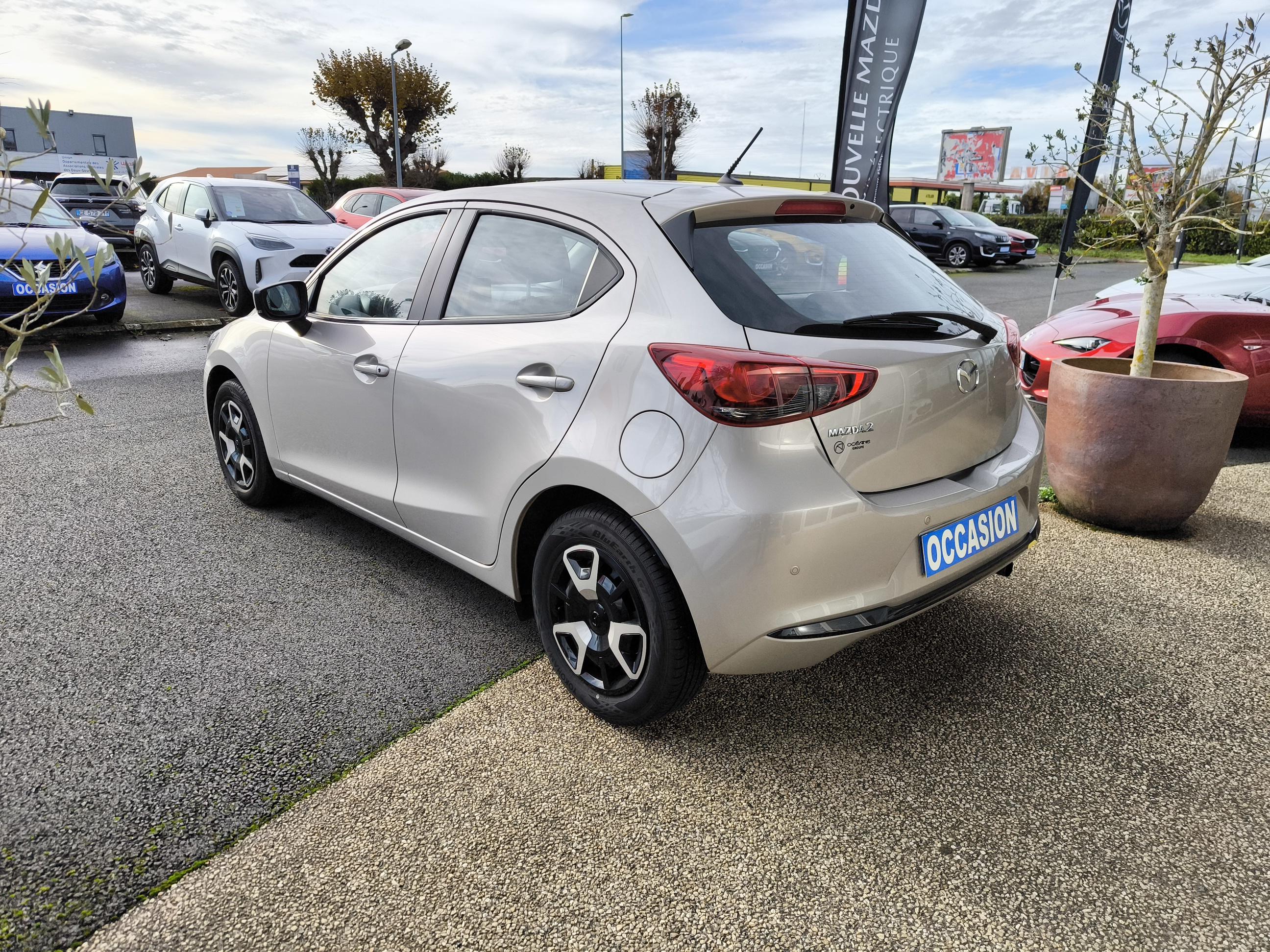 MAZDA Mazda2 1.5L e-SKYACTIV G M Hybrid 90ch Centre-Line - Véhicule Occasion Océane Auto