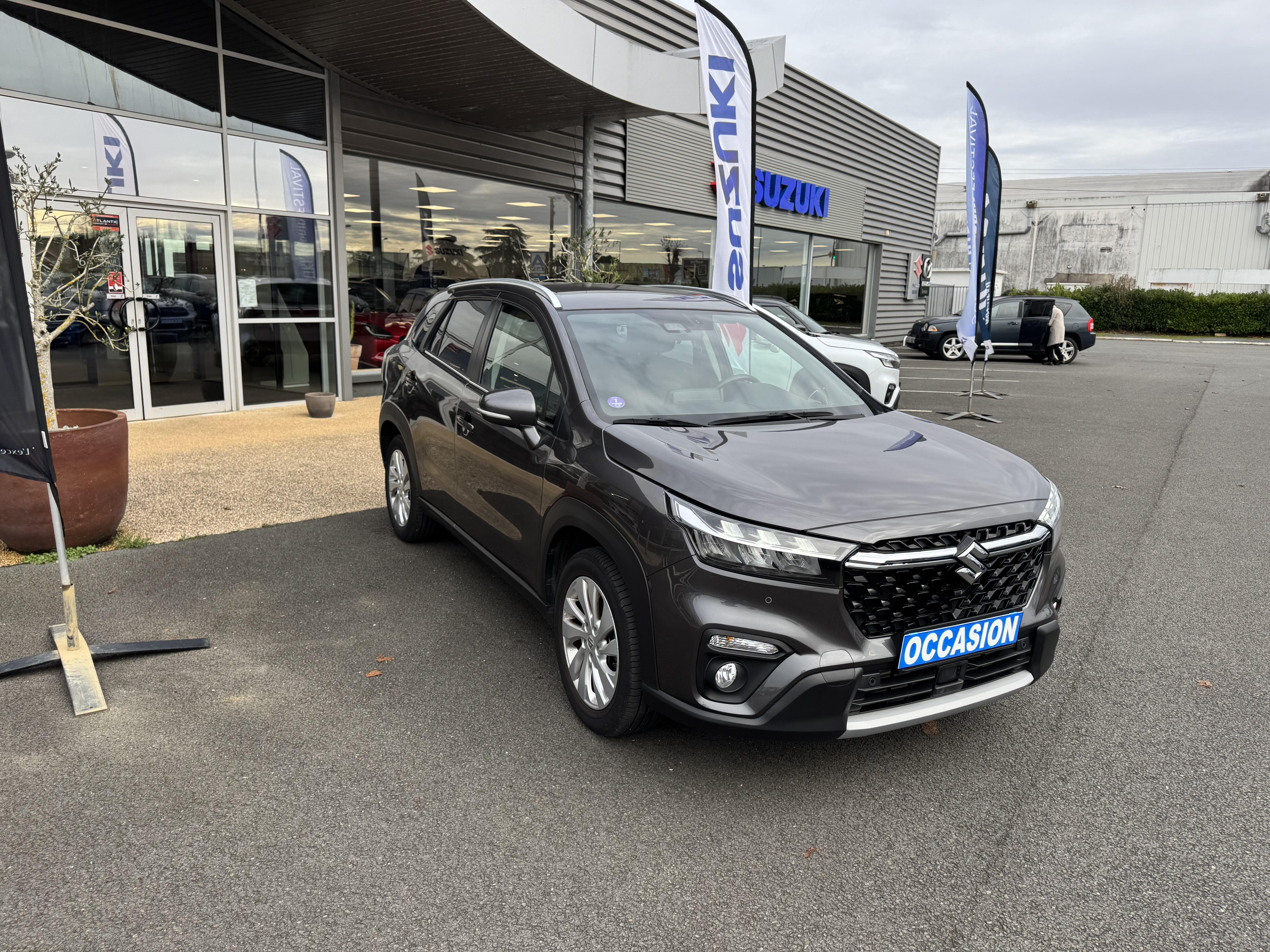 SUZUKI S-Cross 1.4 Boosterjet Hybrid Privilège - Véhicule Occasion - Océane Auto SUZUKI S-Cross 1.4 Boosterjet Hybrid Privilège - Véhicule Occasion Océane Auto