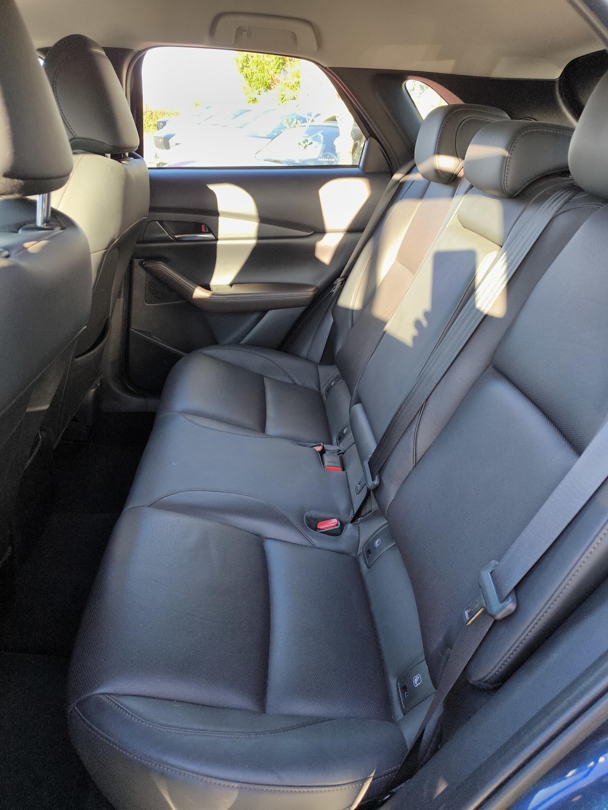 MAZDA CX-30 2.0L SKYACTIV-G M Hybrid 122 ch 4x2 BVM6 Inspiration - Véhicule Occasion - Océane Auto MAZDA CX-30 2.0L SKYACTIV-G M Hybrid 122 ch 4x2 BVM6 Inspiration - Véhicule Occasion Océane Auto