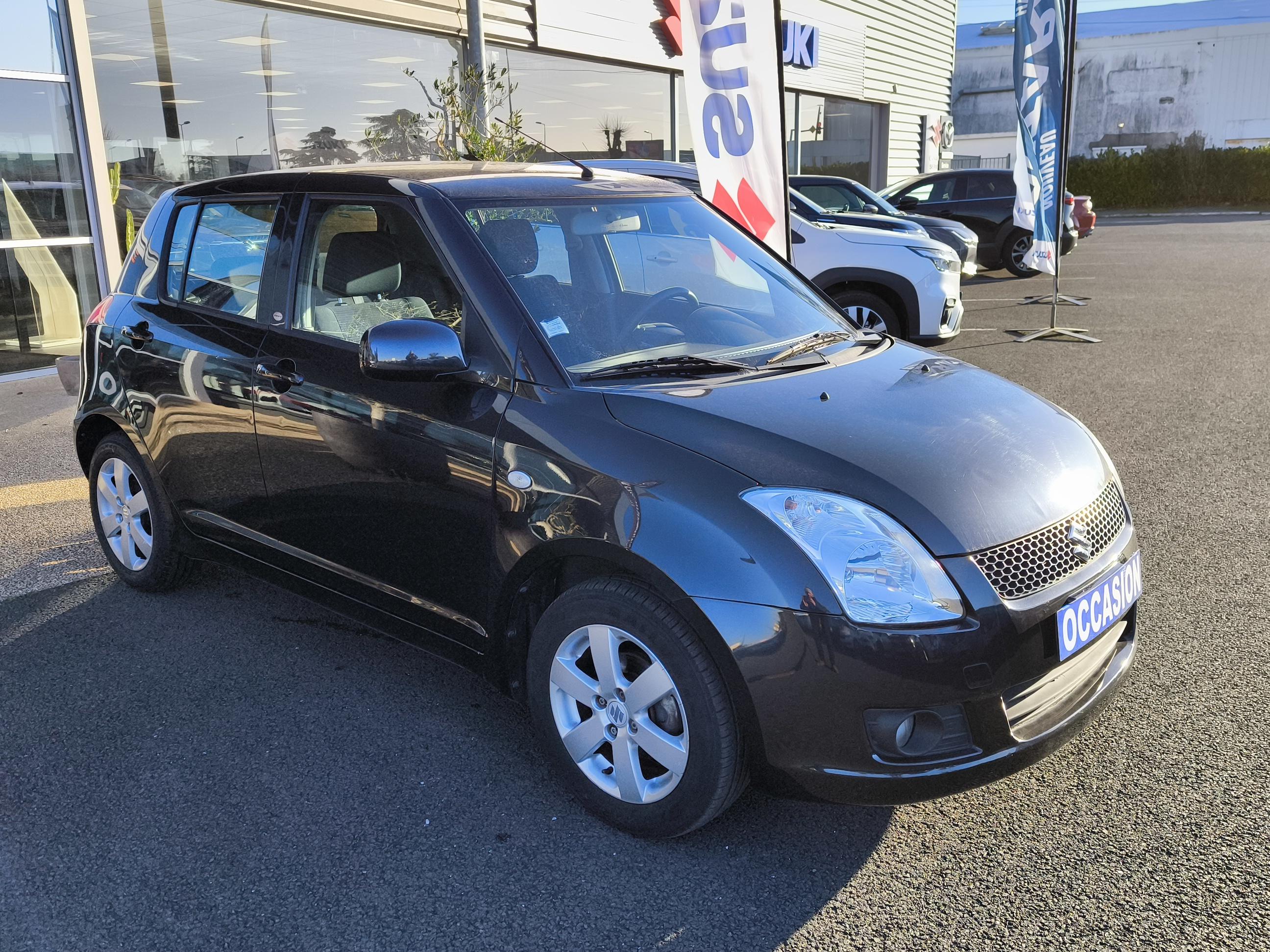 SUZUKI Swift 1.3 GL - Véhicule Occasion Océane Auto