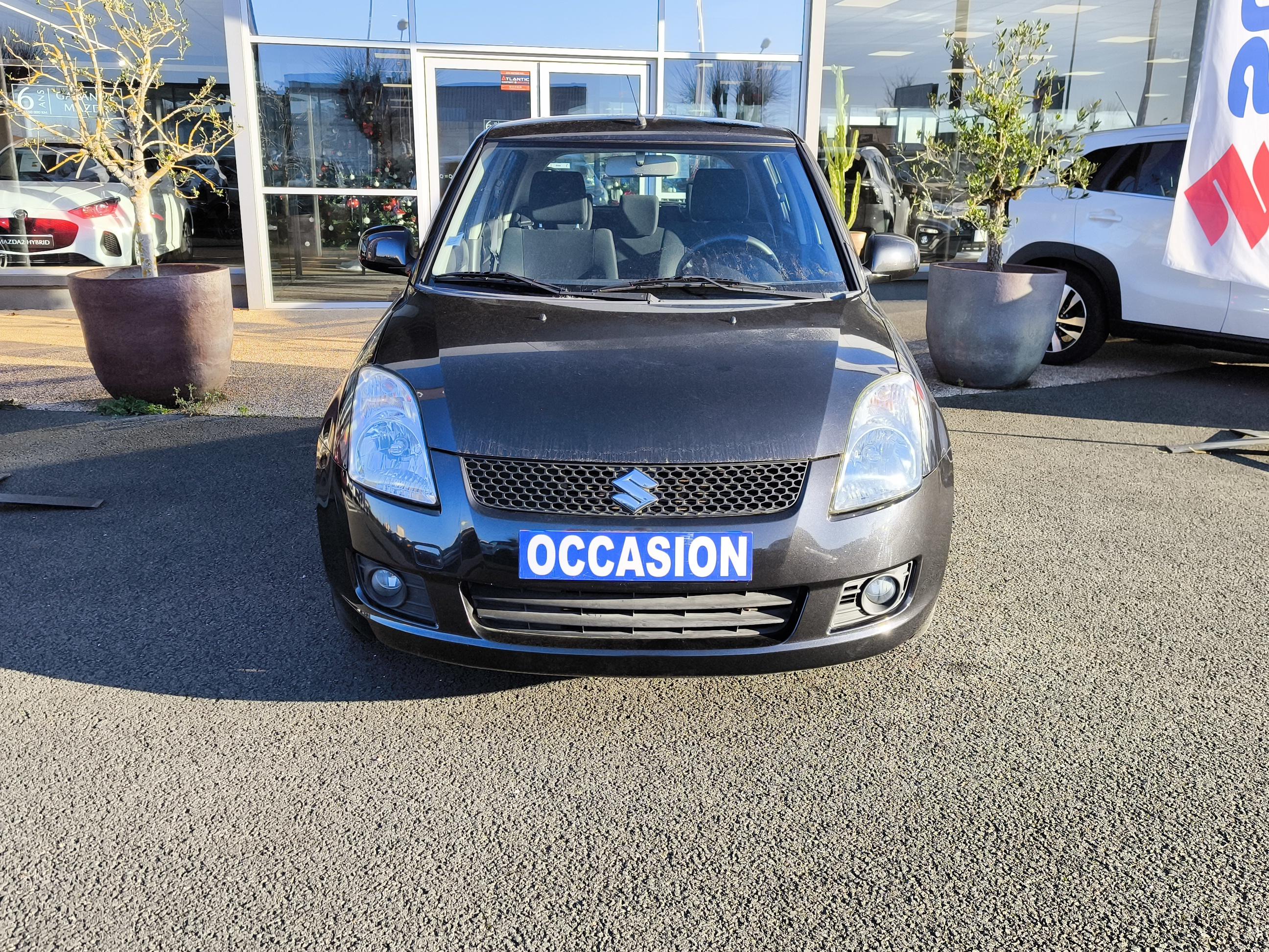 SUZUKI Swift 1.3 GL - Véhicule Occasion Océane Auto