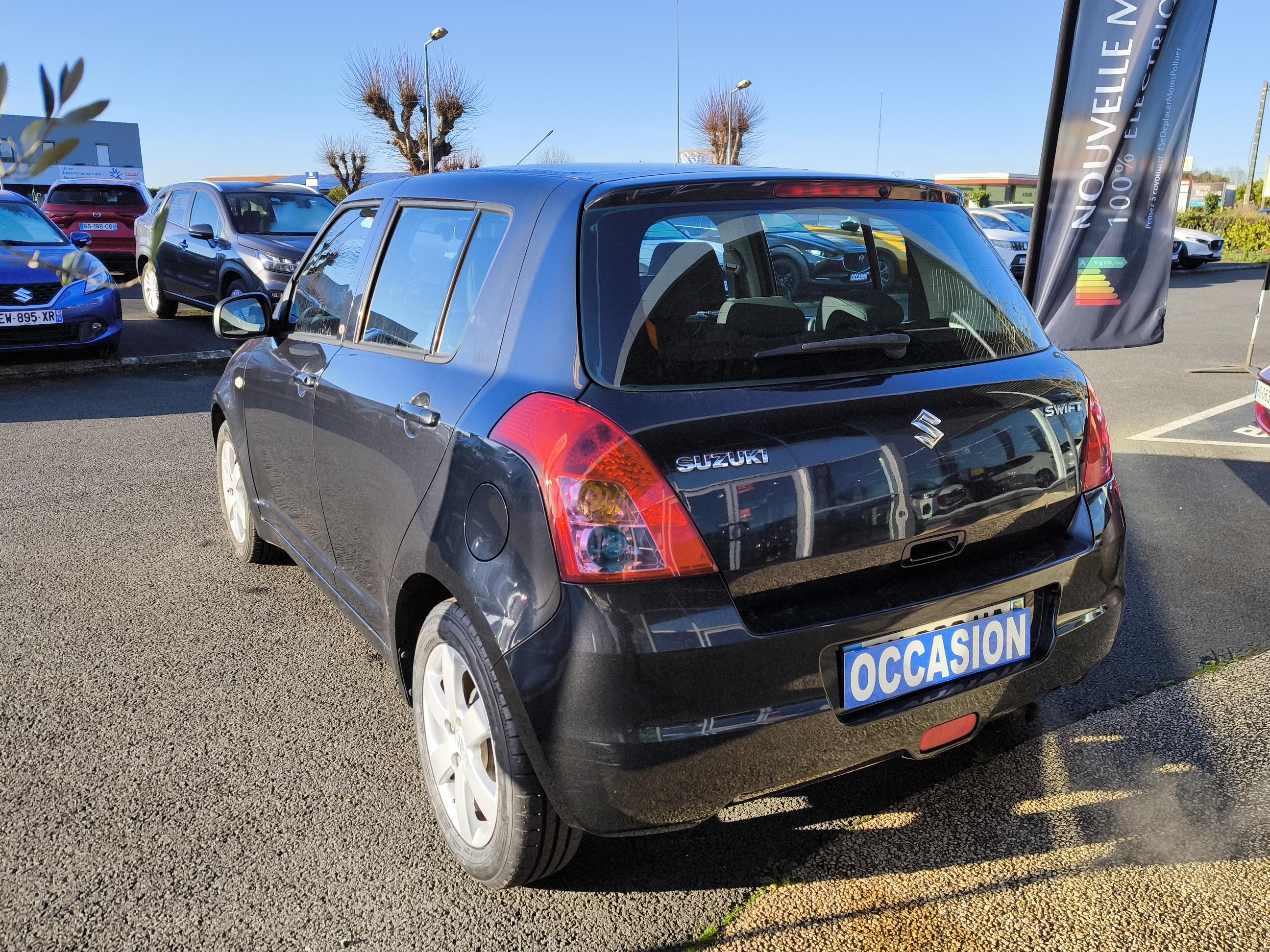 SUZUKI Swift 1.3 GL - Véhicule Occasion Océane Auto