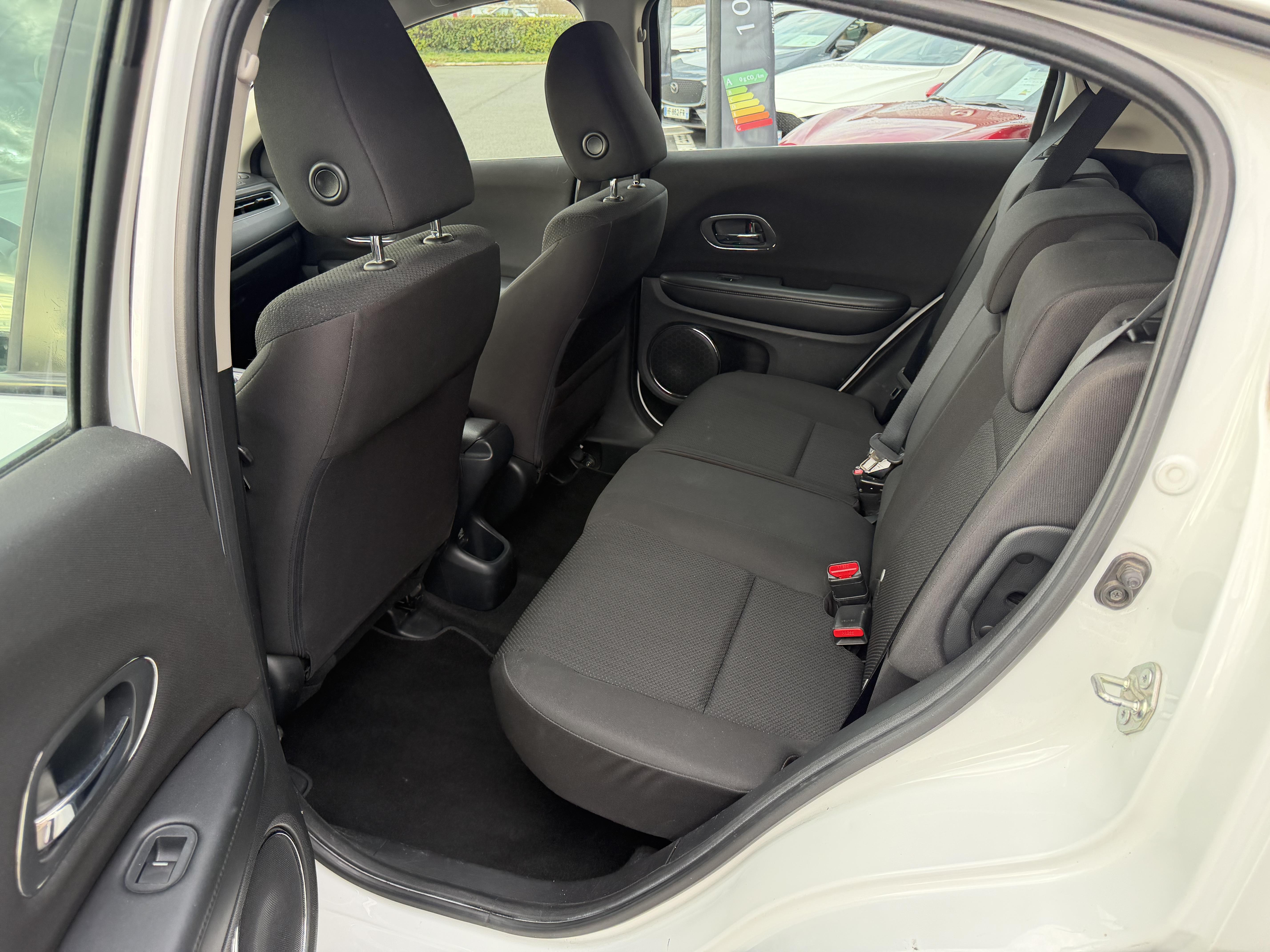 HONDA HR-V 1.6  i-DTEC Executive - Véhicule Occasion Océane Auto