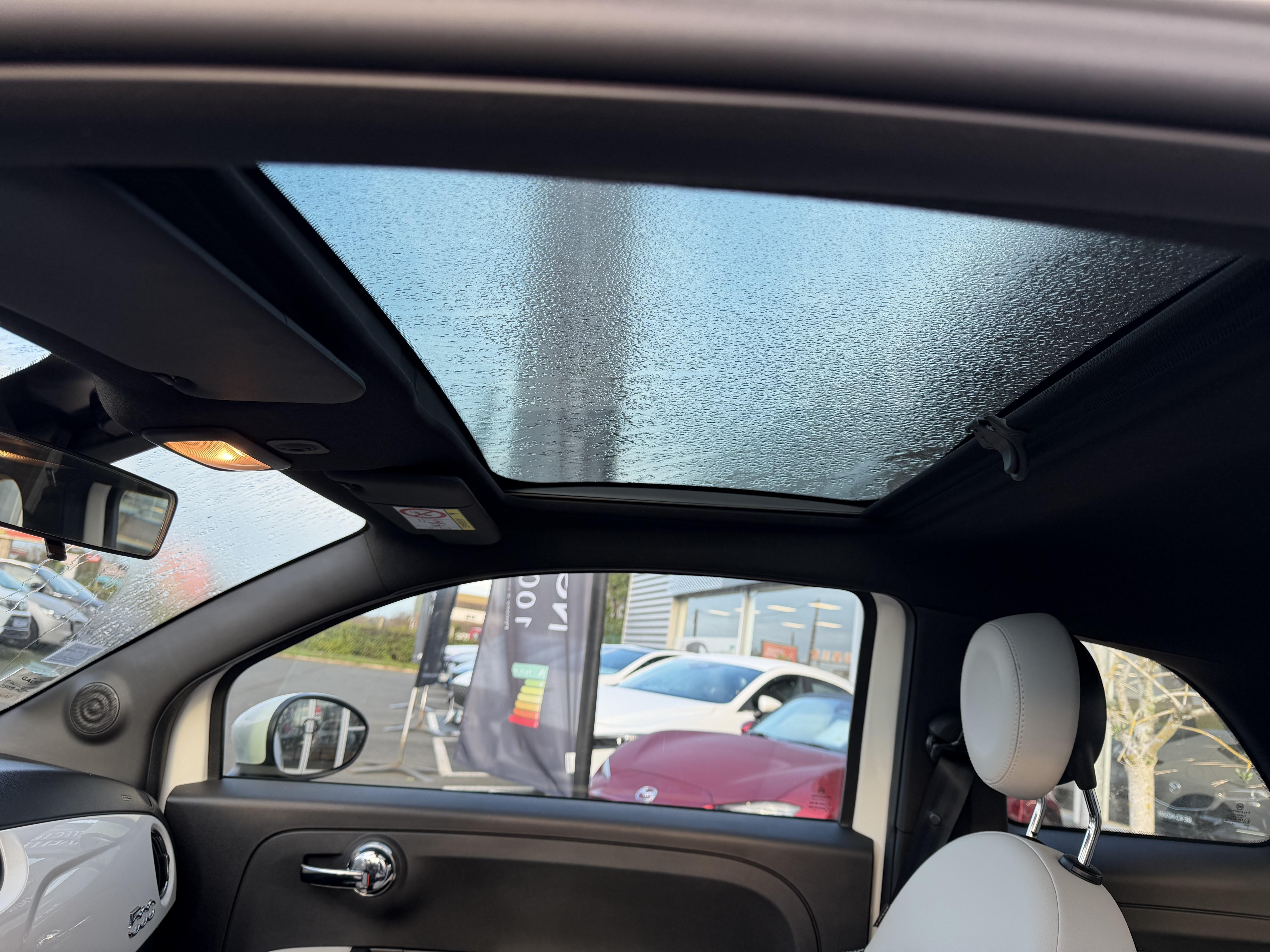 FIAT 500 1.0 70 ch Hybride BSG S/S Dolcevita - Véhicule Occasion Océane Auto