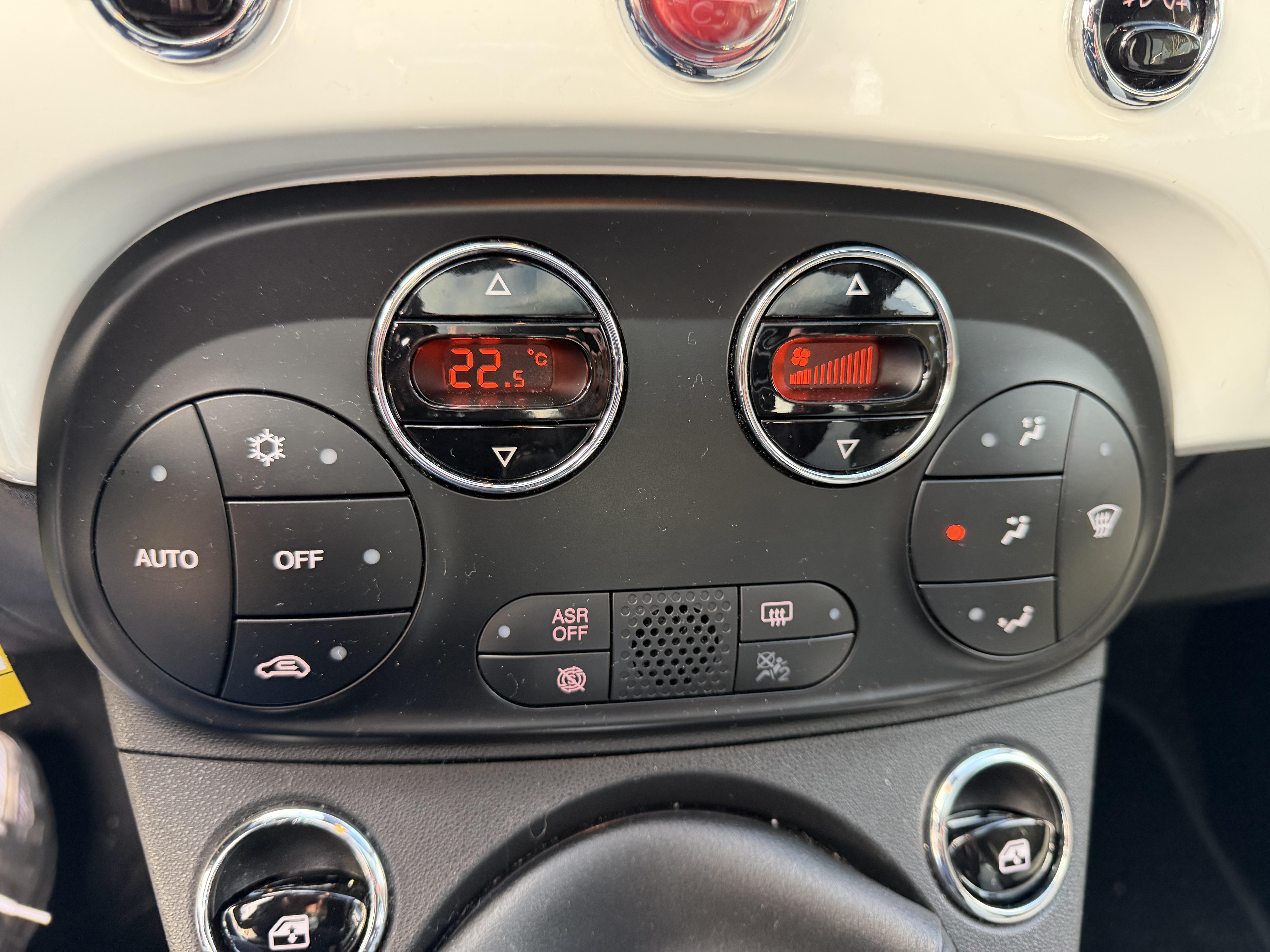 FIAT 500 1.0 70 ch Hybride BSG S/S Dolcevita - Véhicule Occasion Océane Auto