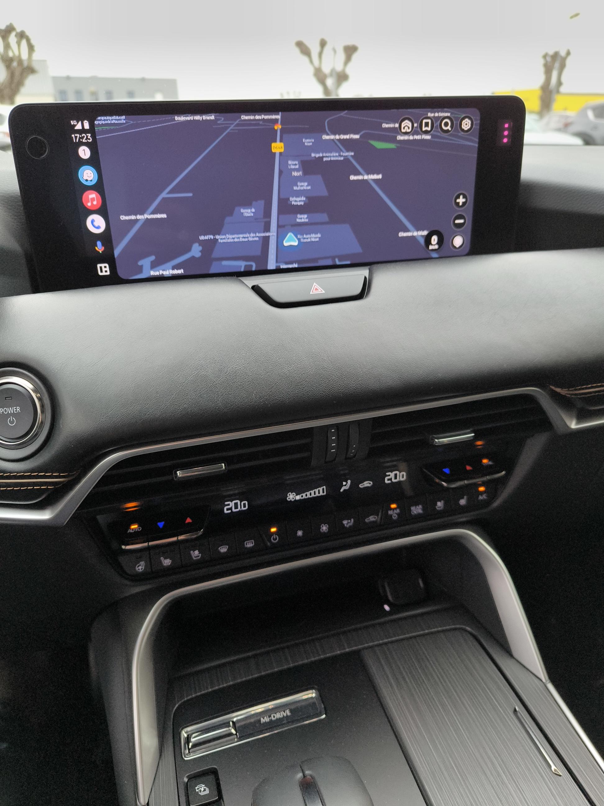 MAZDA CX-80 2.5L e-SKYACTIV PHEV 327 ch 4x4 BVA8 Homura Plus - Véhicule Occasion - Océane Auto MAZDA CX-80 2.5L e-SKYACTIV PHEV 327 ch 4x4 BVA8 Homura Plus - Véhicule Occasion Océane Auto