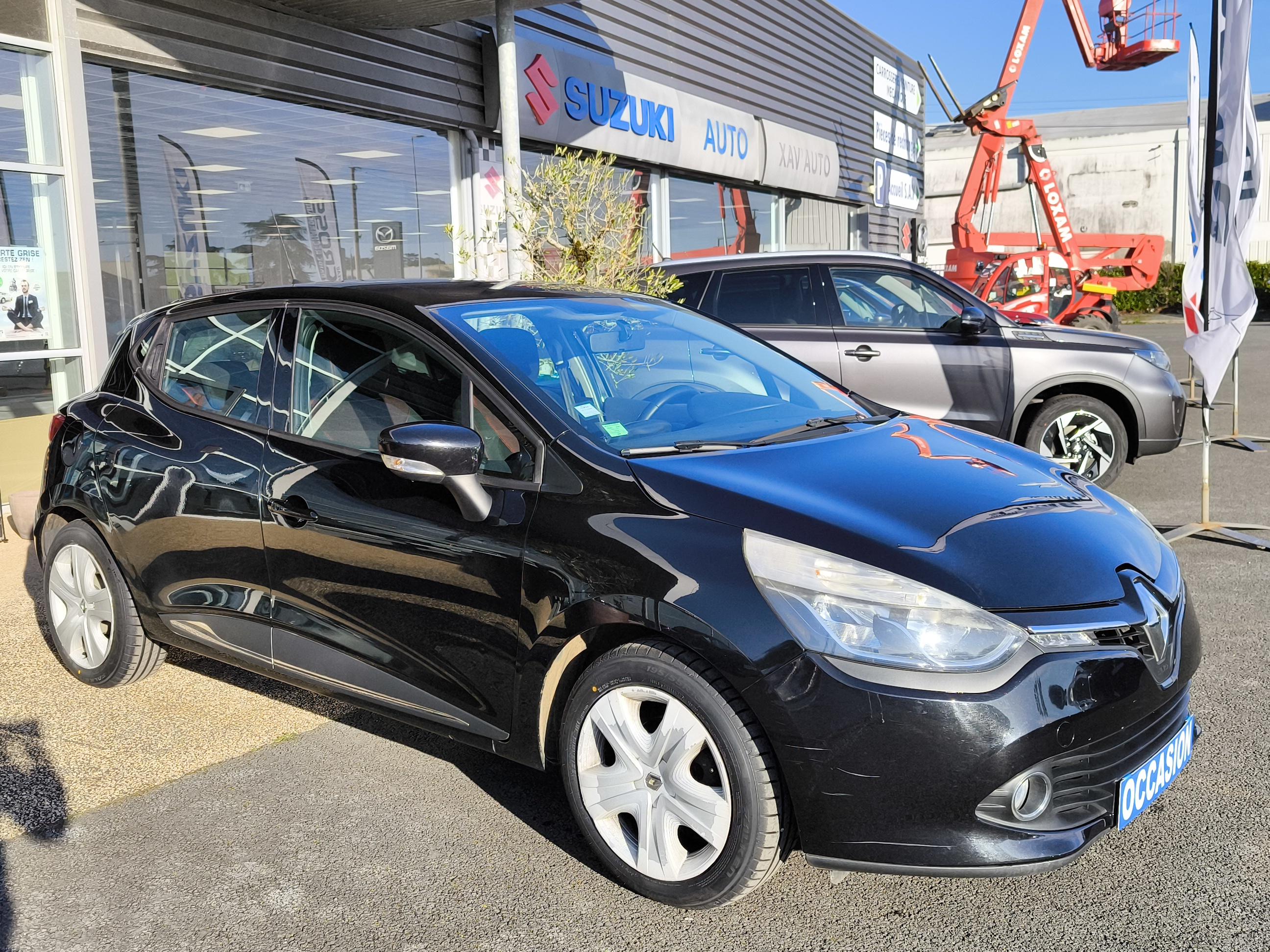 RENAULT Clio IV TCe 90 Energy Zen - Véhicule Occasion Océane Auto