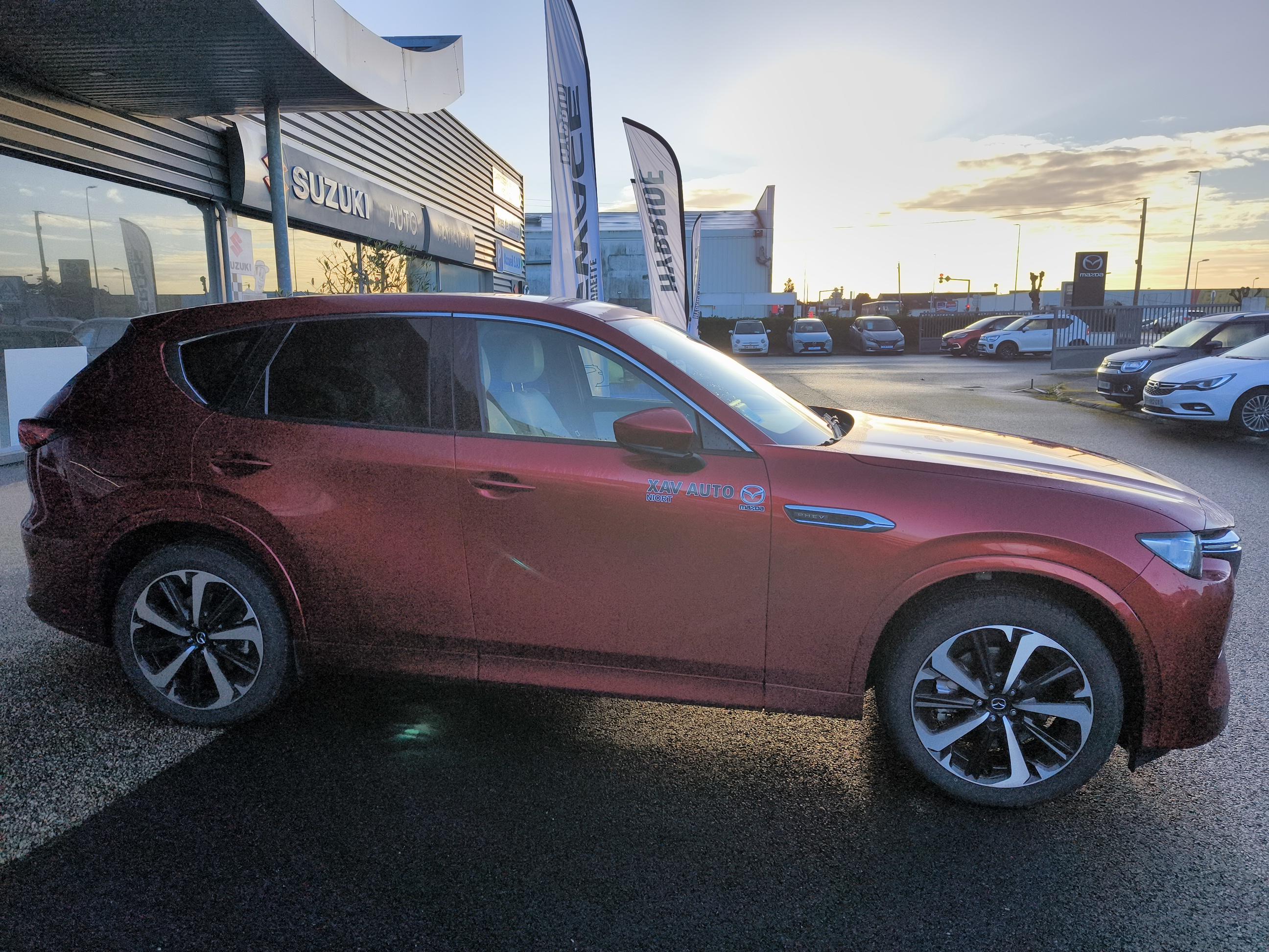 MAZDA CX-60 2.5L e-SKYACTIV PHEV 327 ch 4x4 BVA8 Takumi - Véhicule Occasion Océane Auto