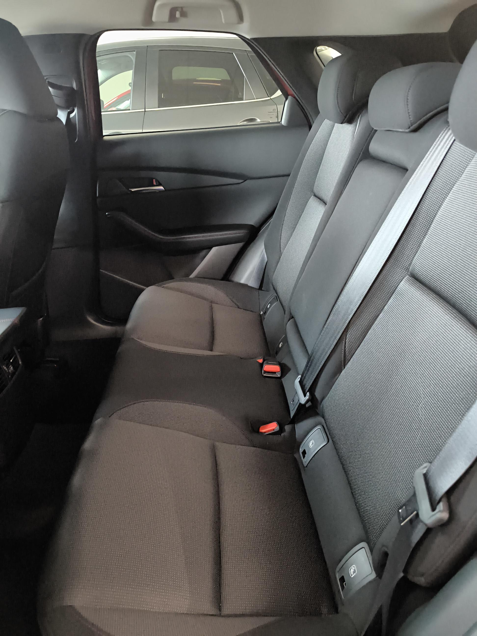 MAZDA CX-30 2.0L e-SKYACTIV X M Hybrid 186 ch 4x2 BVA6 Homura - Véhicule Occasion - Océane Auto MAZDA CX-30 2.0L e-SKYACTIV X M Hybrid 186 ch 4x2 BVA6 Homura - Véhicule Occasion Océane Auto