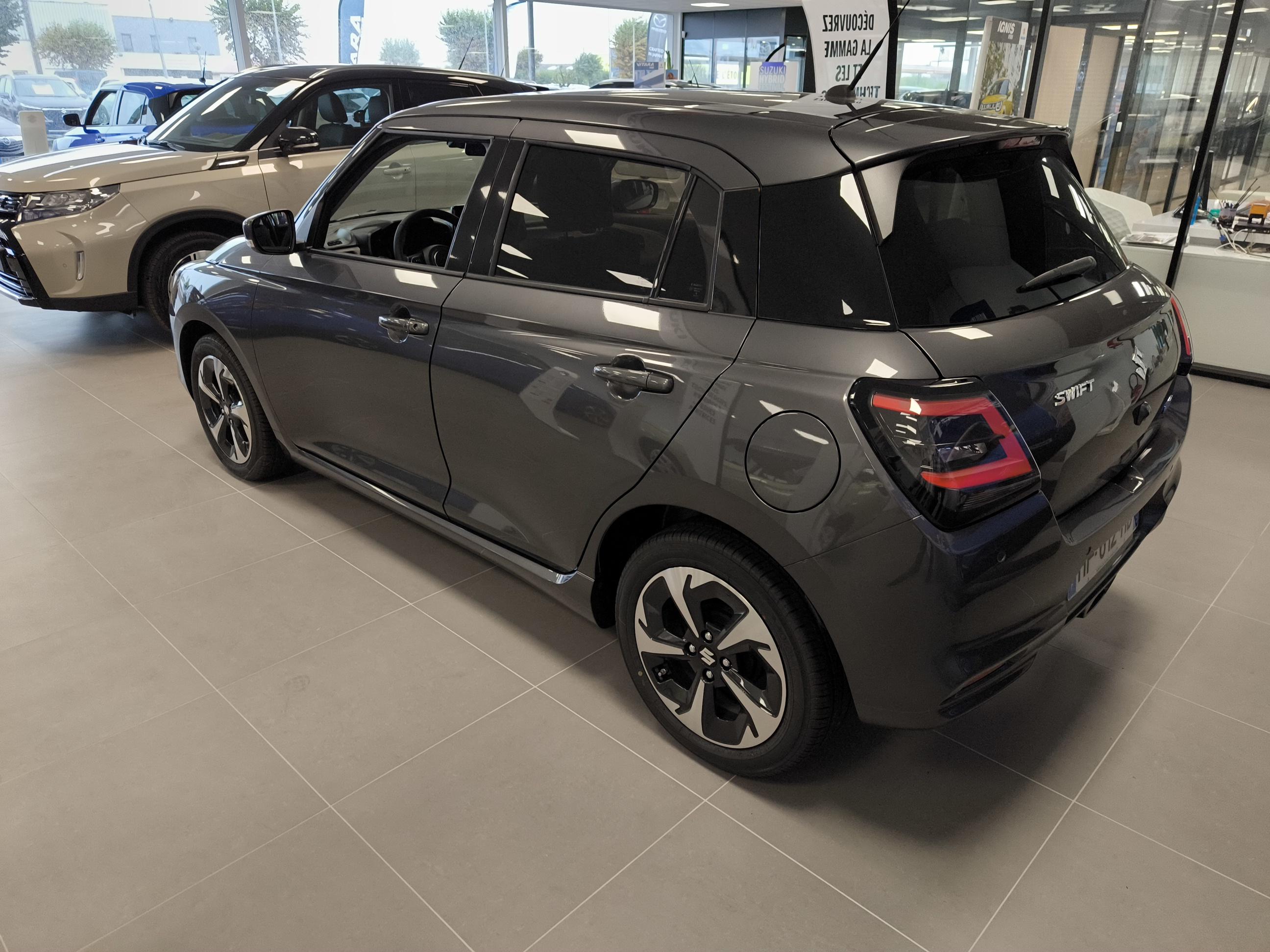 SUZUKI Swift 1.2 Dualjet Hybrid Auto Pack - Véhicule Occasion - Océane Auto SUZUKI Swift 1.2 Dualjet Hybrid Auto Pack - Véhicule Occasion Océane Auto