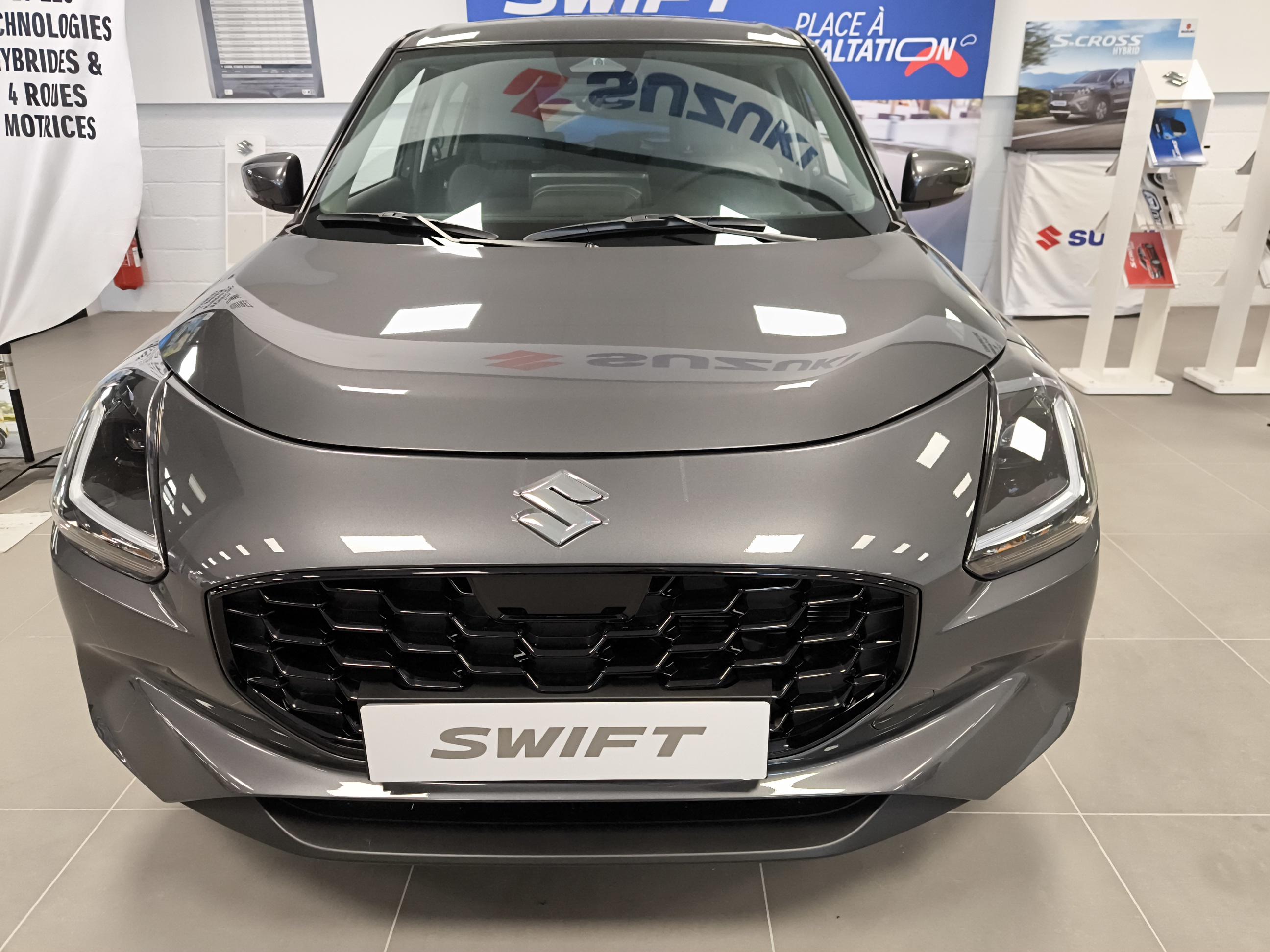 SUZUKI Swift 1.2 Dualjet Hybrid Auto Pack - Véhicule Occasion - Océane Auto SUZUKI Swift 1.2 Dualjet Hybrid Auto Pack - Véhicule Occasion Océane Auto