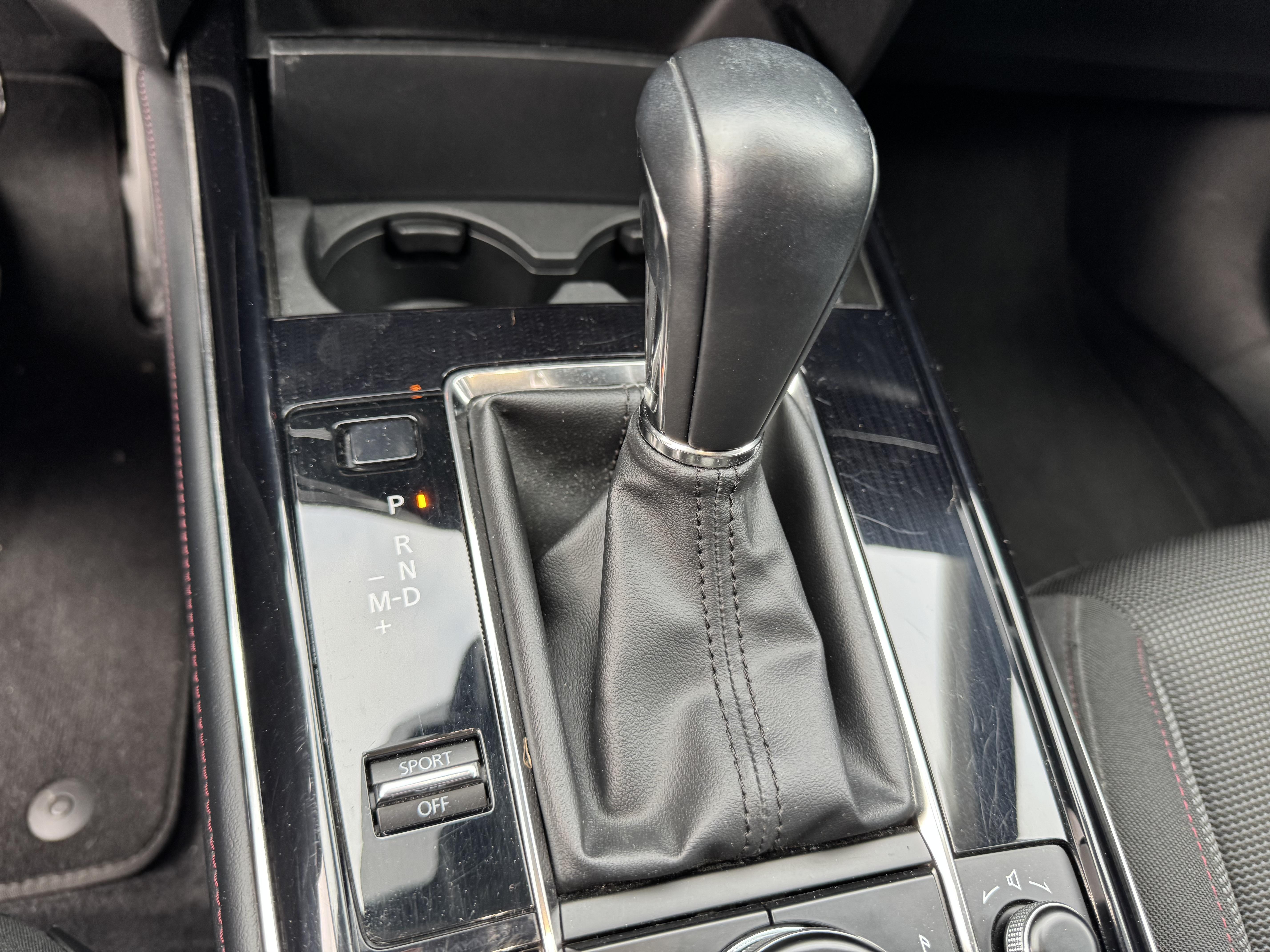 MAZDA CX-30 2.0L e-SKYACTIV X M Hybrid 186 ch 4x2 BVA6 Homura - Véhicule Occasion - Océane Auto MAZDA CX-30 2.0L e-SKYACTIV X M Hybrid 186 ch 4x2 BVA6 Homura - Véhicule Occasion Océane Auto