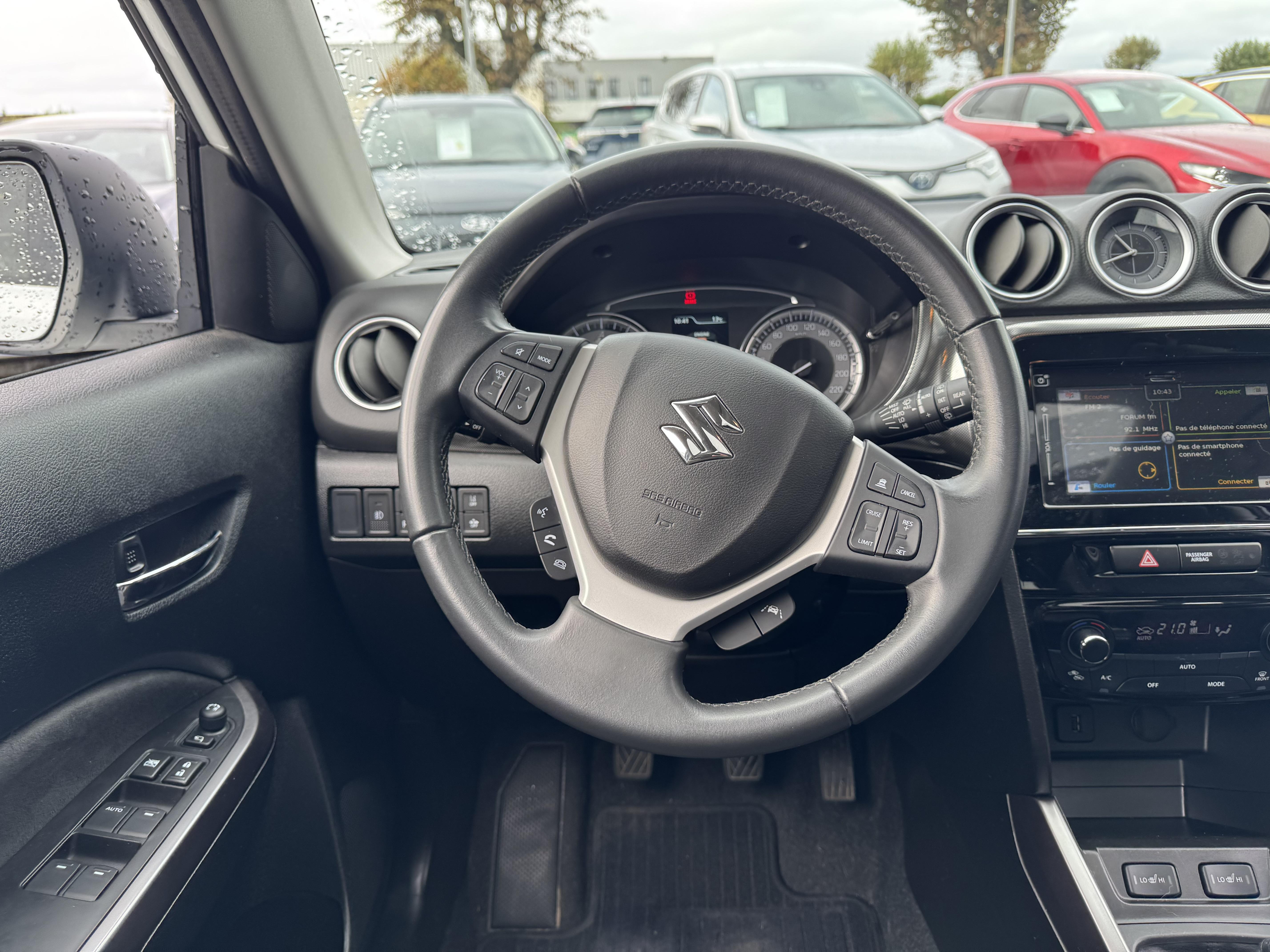 SUZUKI Vitara 1.4 Boosterjet Hybrid Style - Véhicule Occasion - Océane Auto SUZUKI Vitara 1.4 Boosterjet Hybrid Style - Véhicule Occasion Océane Auto