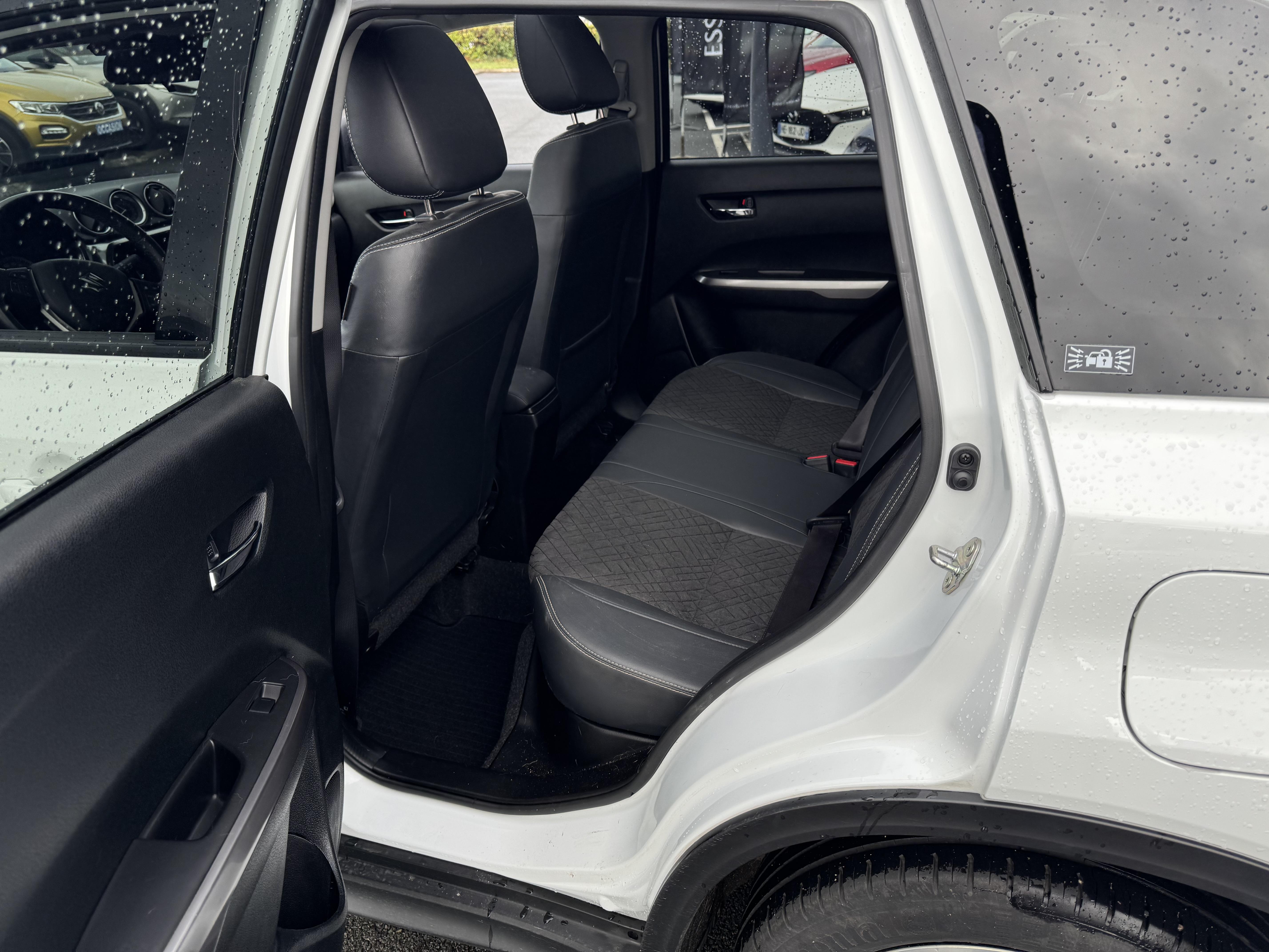 SUZUKI Vitara 1.4 Boosterjet Hybrid Style - Véhicule Occasion - Océane Auto SUZUKI Vitara 1.4 Boosterjet Hybrid Style - Véhicule Occasion Océane Auto