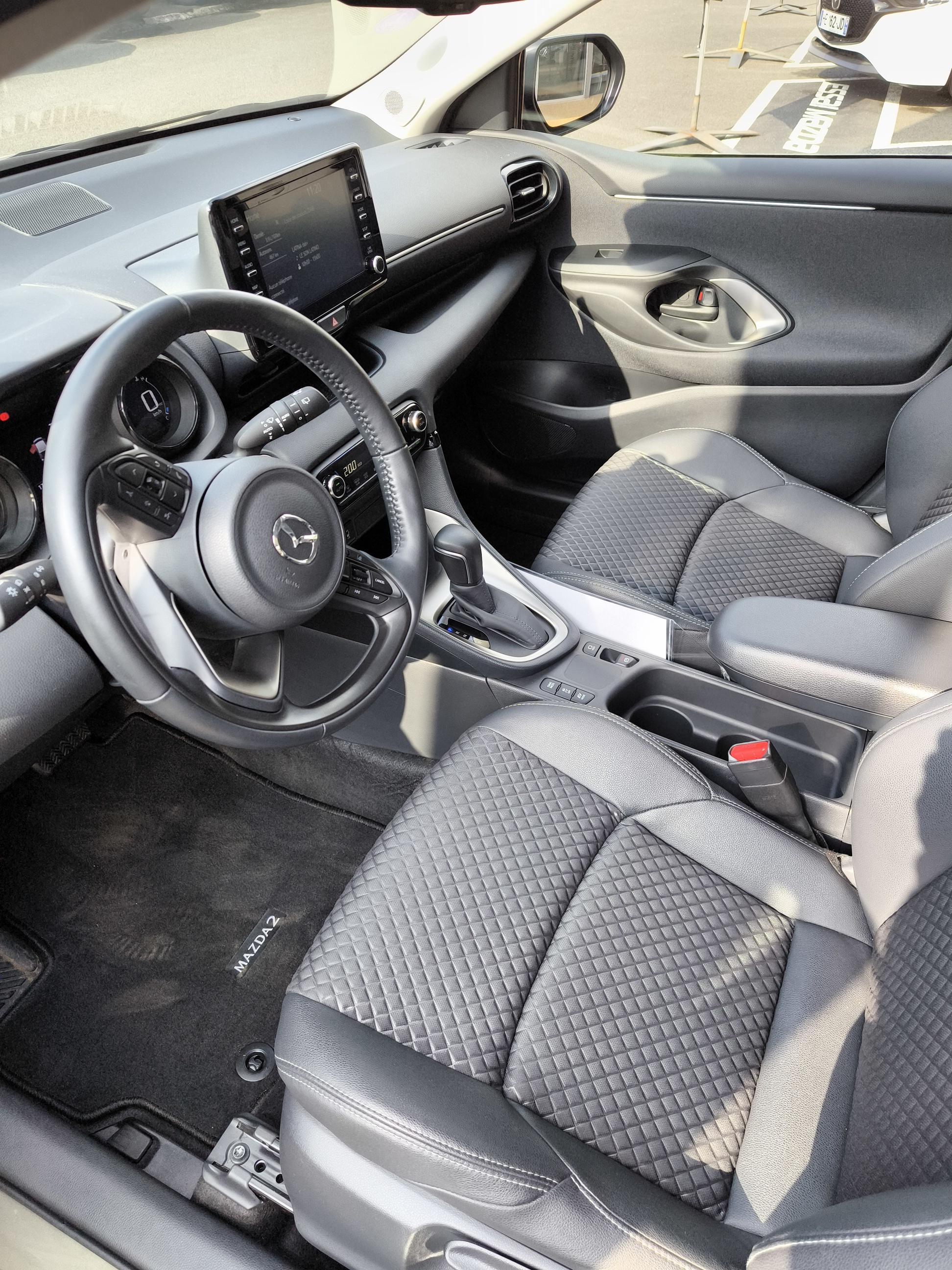 MAZDA Mazda2 Hybrid 1.5L CVT 116 ch Agile Pack Confort & Safety - Véhicule Occasion Océane Auto