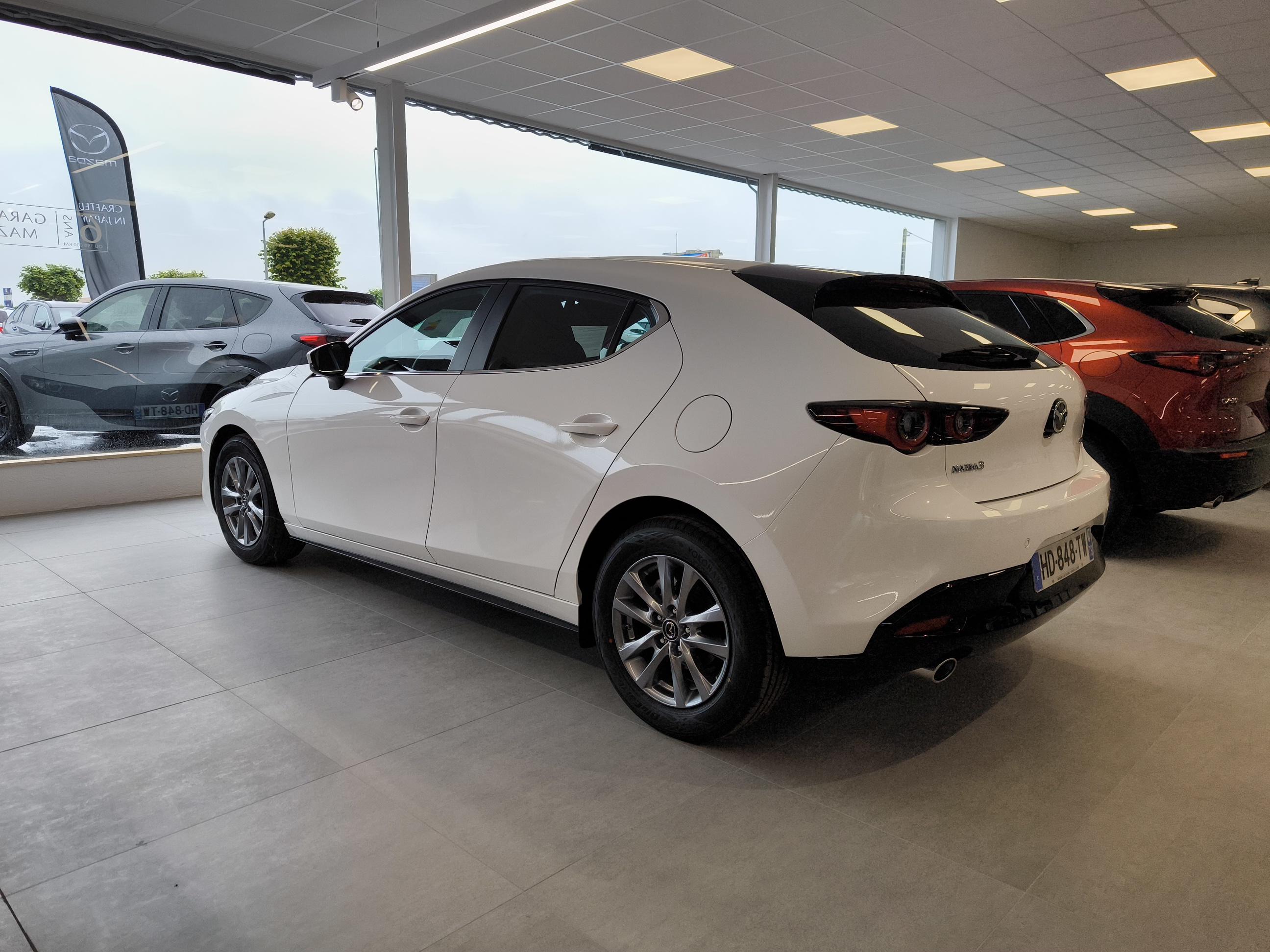 MAZDA Mazda3 5 portes 2.5L e-SKYACTIV-G M Hybrid 140 ch BVA6 Prime-Line - Véhicule Occasion - Océane Auto MAZDA Mazda3 5 portes 2.5L e-SKYACTIV-G M Hybrid 140 ch BVA6 Prime-Line - Véhicule Occasion Océane Auto