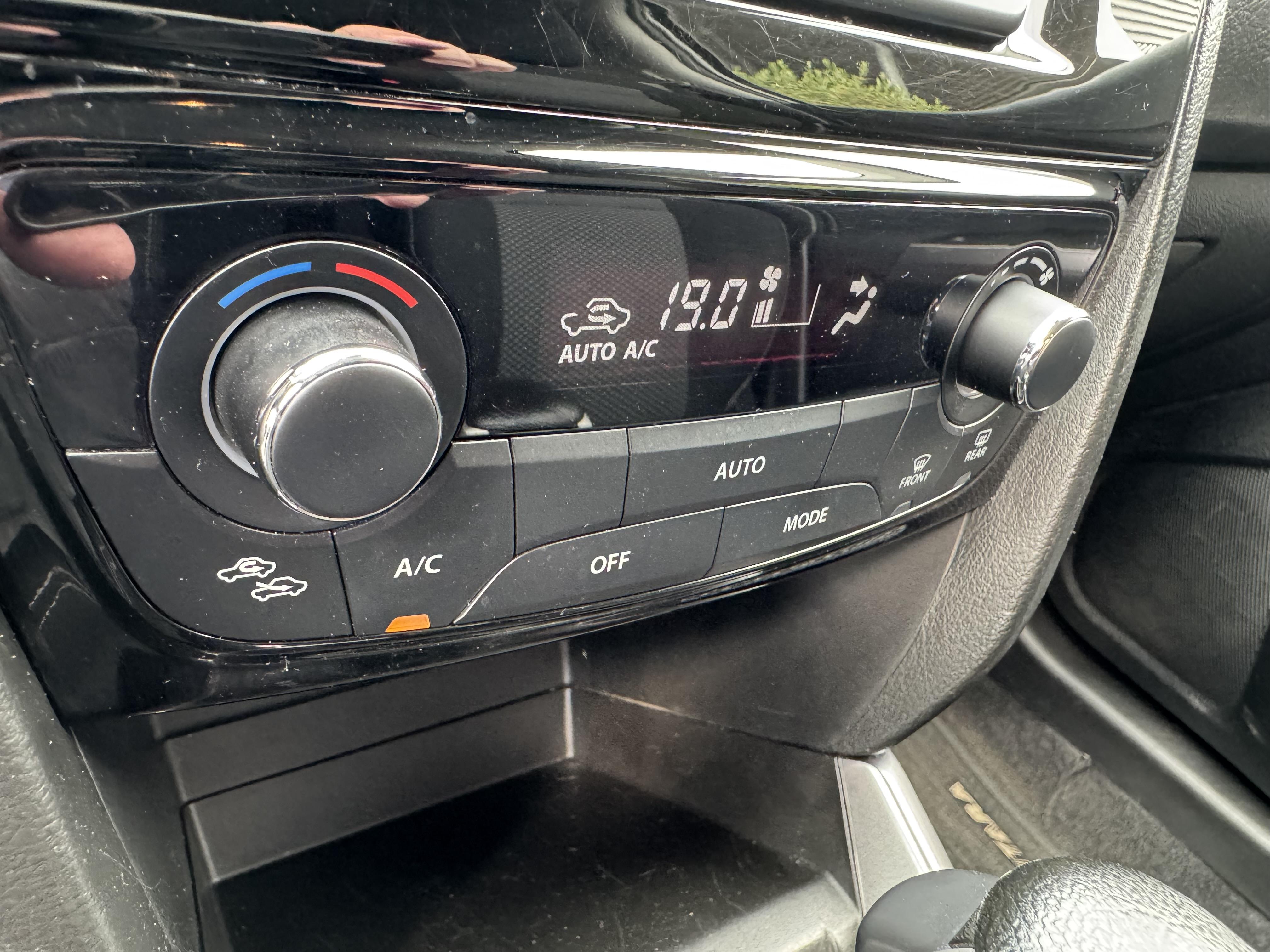 SUZUKI Vitara 1.4 Boosterjet Hybrid Auto Privilège - Véhicule Occasion - Océane Auto SUZUKI Vitara 1.4 Boosterjet Hybrid Auto Privilège - Véhicule Occasion Océane Auto