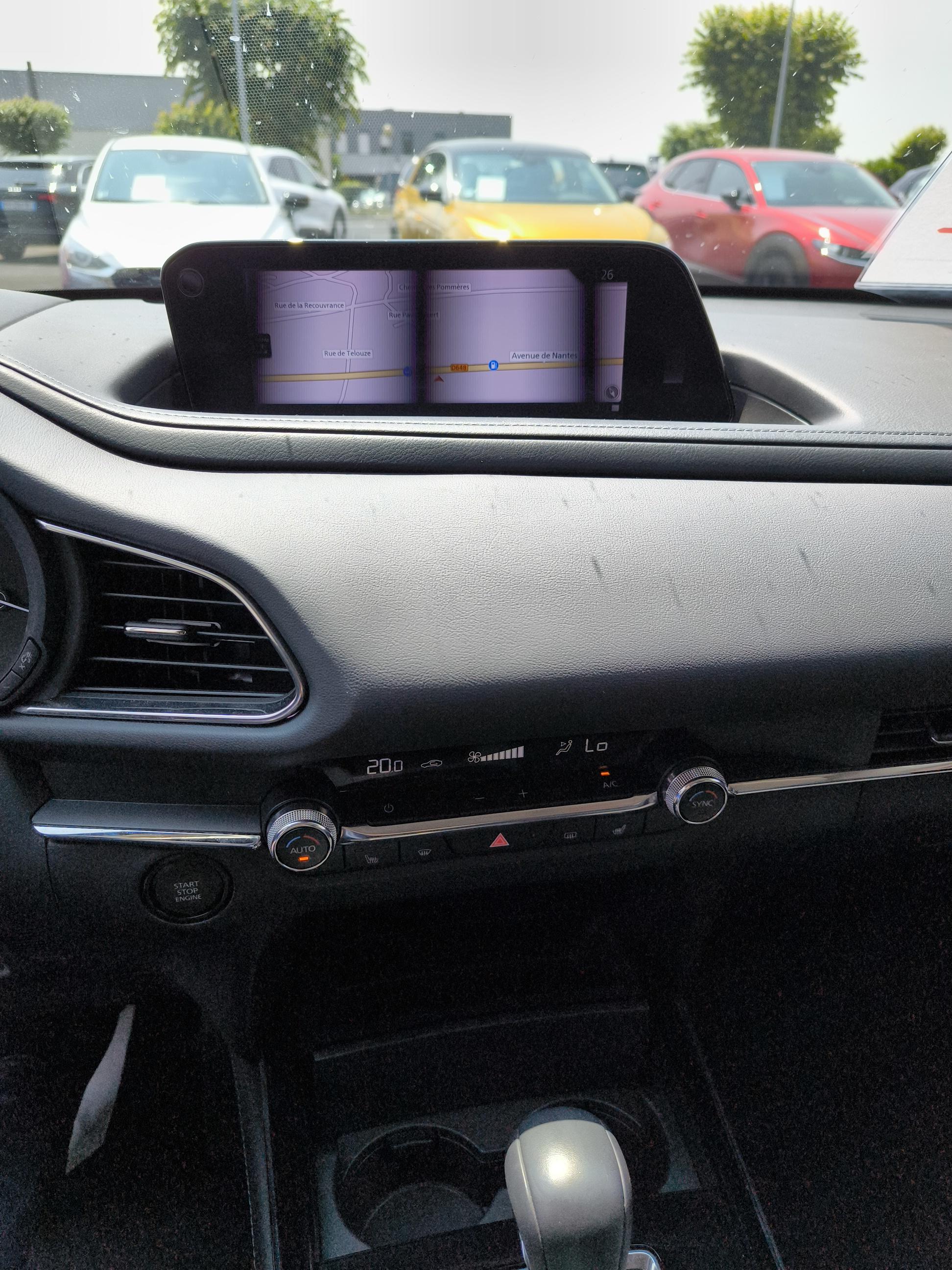 MAZDA CX-30 2.0L SKYACTIV-G M Hybrid 122 ch 4x2 BVA6 Style - Véhicule Occasion - Océane Auto MAZDA CX-30 2.0L SKYACTIV-G M Hybrid 122 ch 4x2 BVA6 Style - Véhicule Occasion Océane Auto